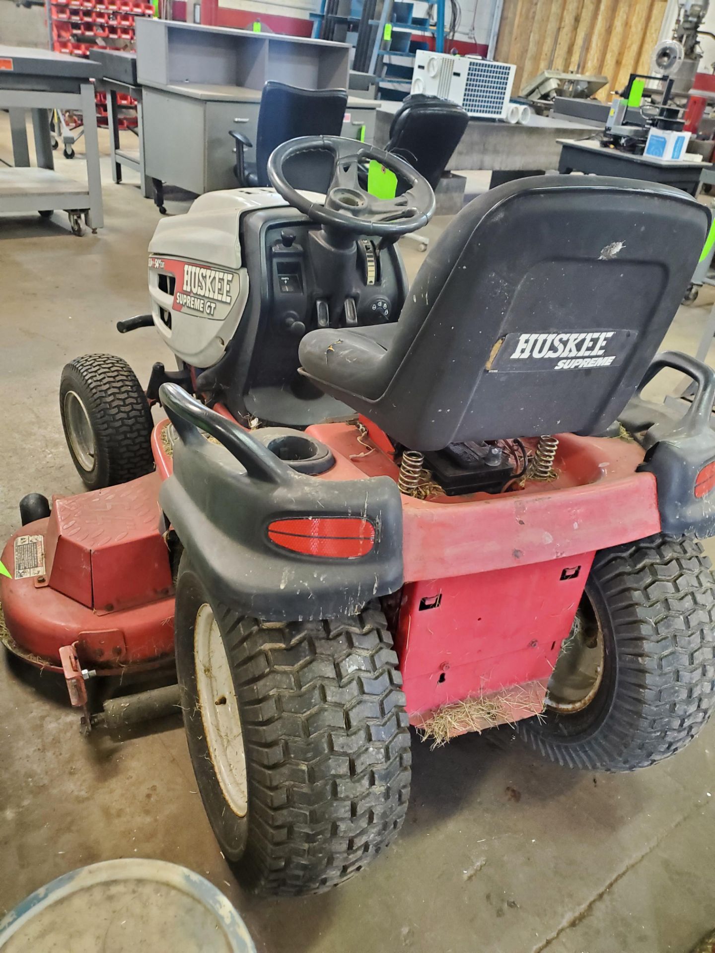 Huskee Model Supreme GT Riding Lawnmower - Image 4 of 6