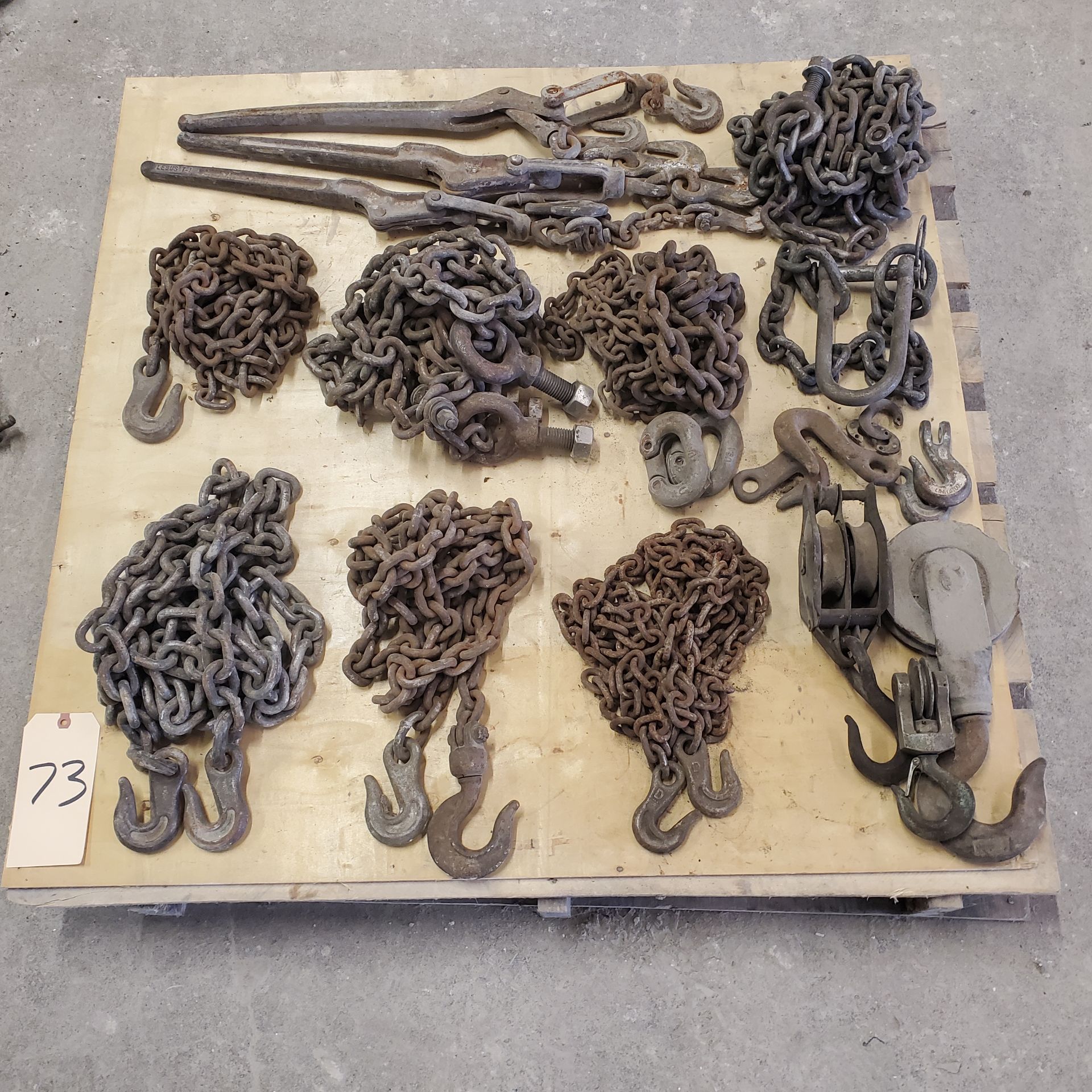 Lot of Assorted Chains & Lifting Equipment