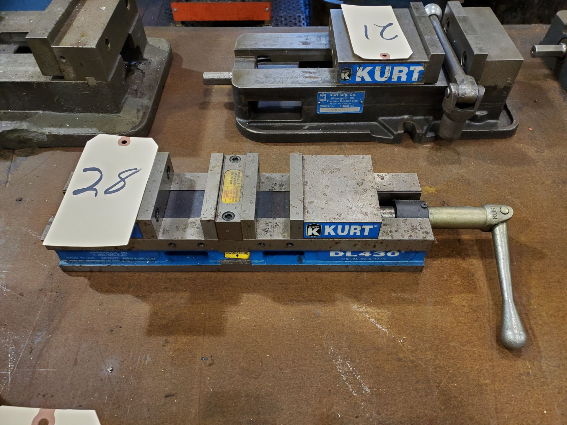 4" Kurt DL430 Double Station Machine Vise