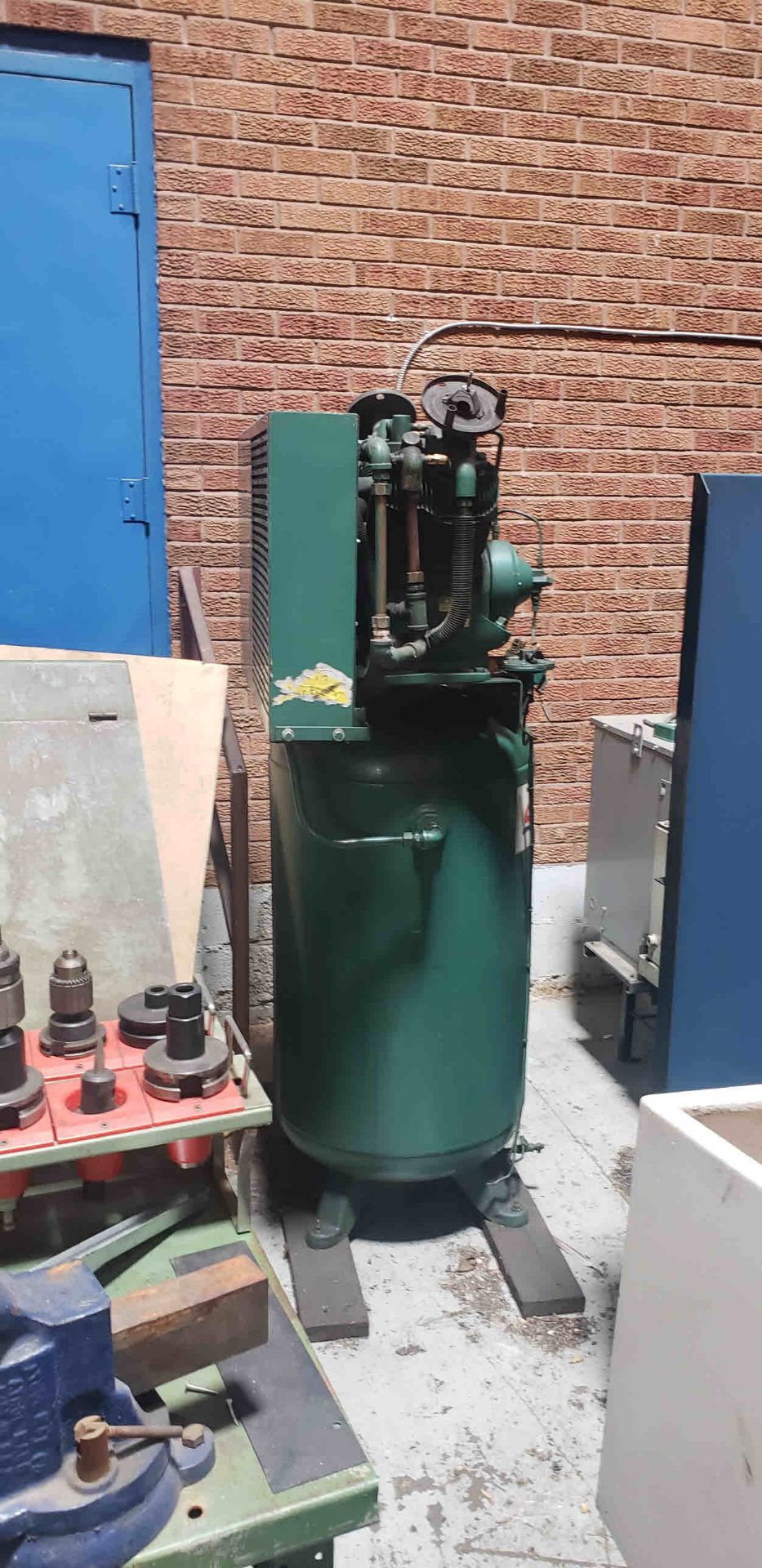 10 HP Champion Air Compressor, LOCATION, MISSISSAUGA, ONTARIO