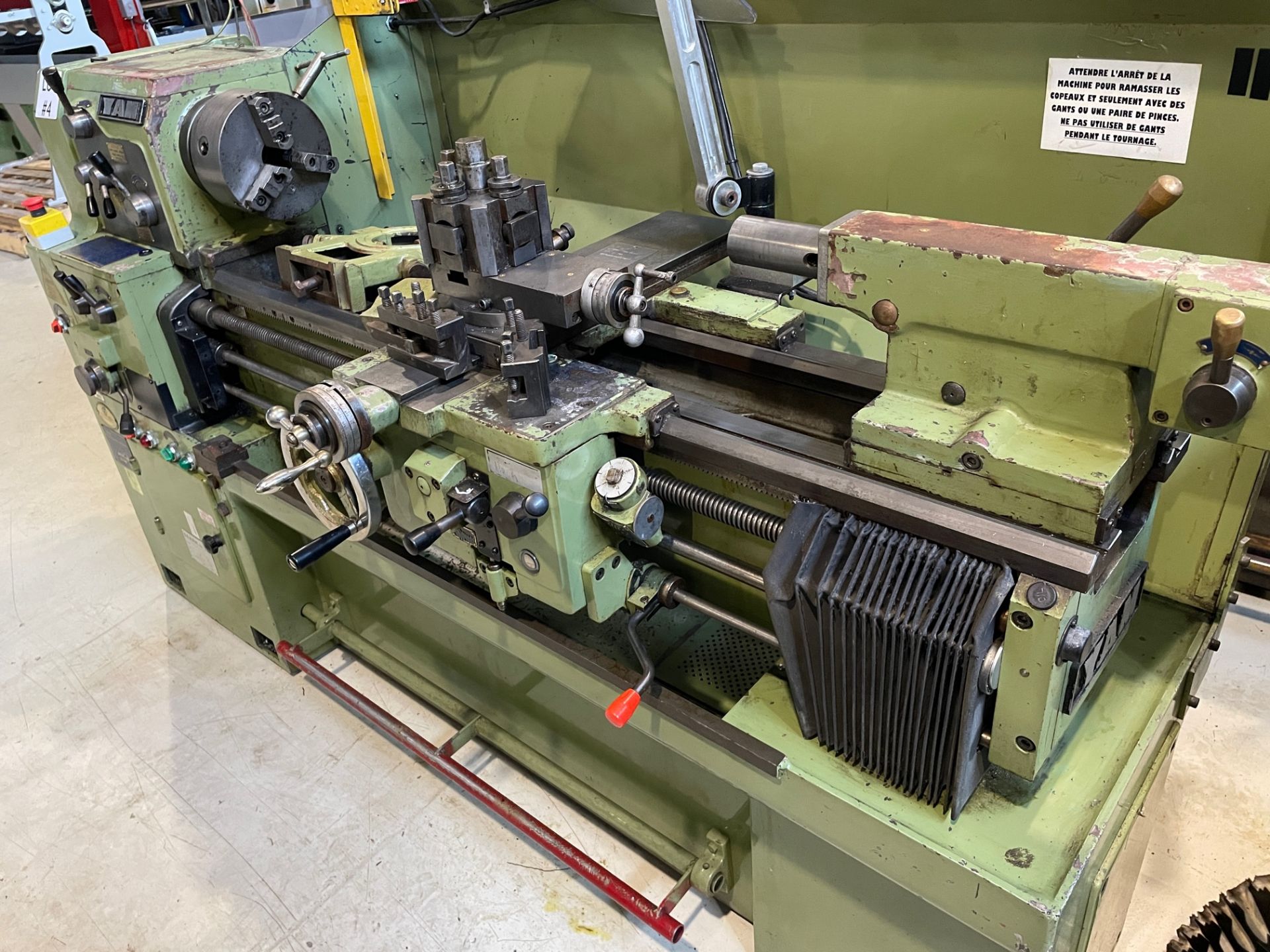 YAM LATHE, MODEL 1000G, A97813, 14'' X 40'', LOCATION, MONTREAL, QUEBEC - Image 3 of 4