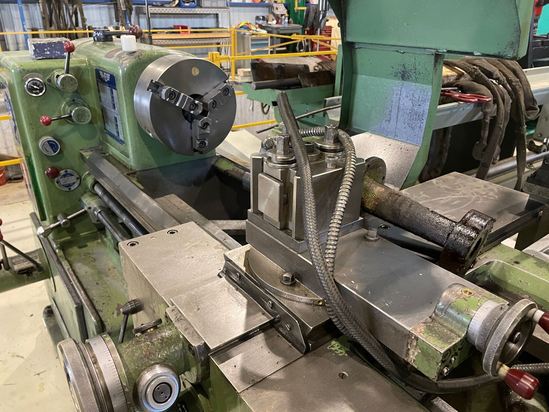 AMUTIO LATHE, S/N HB5004202, 18'' X 36'', LOCATION, MONTREAL, QUEBEC - Image 4 of 5