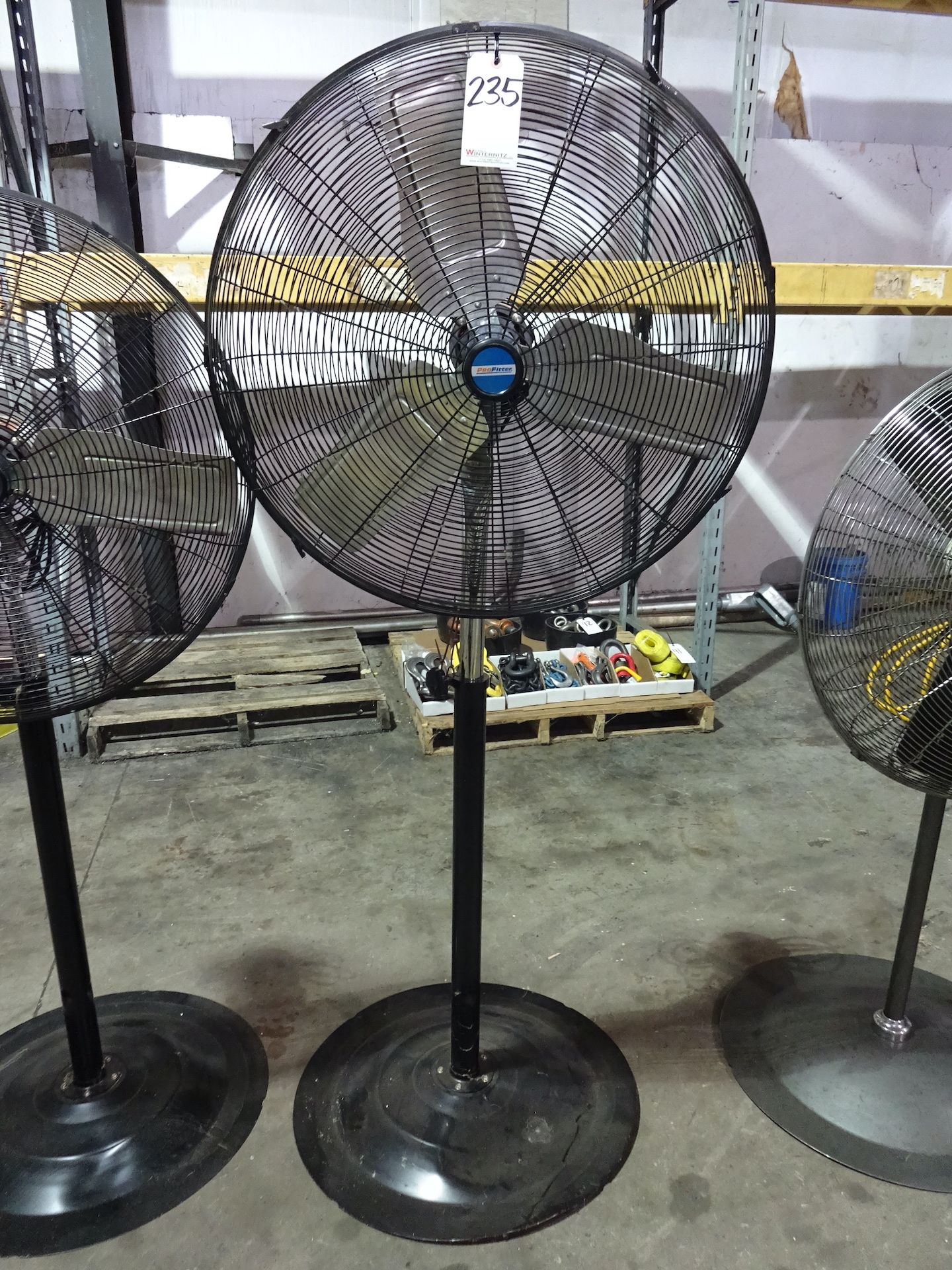 Pro Fitter Pedestal Fan