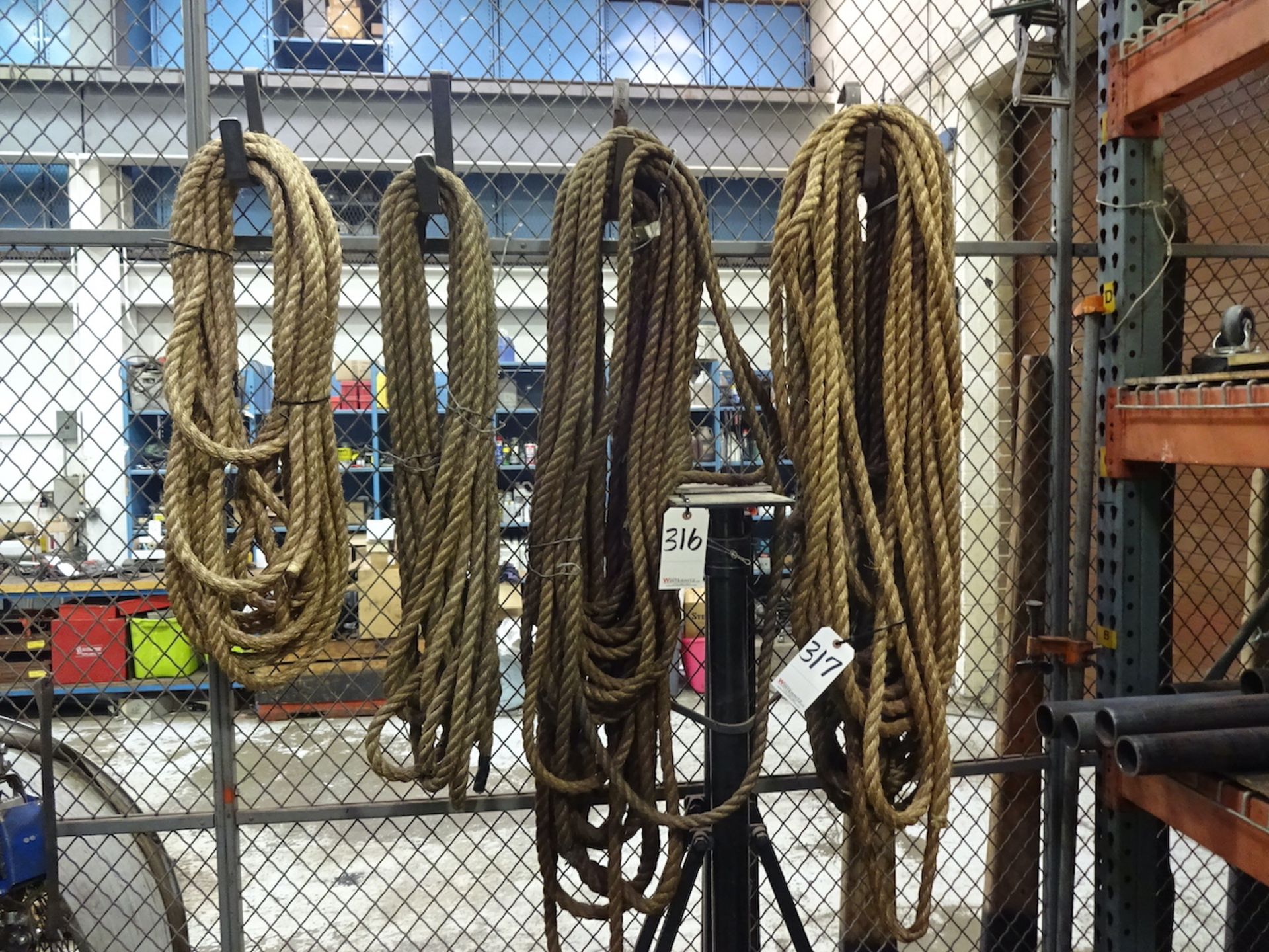 LOT: Assorted Rope