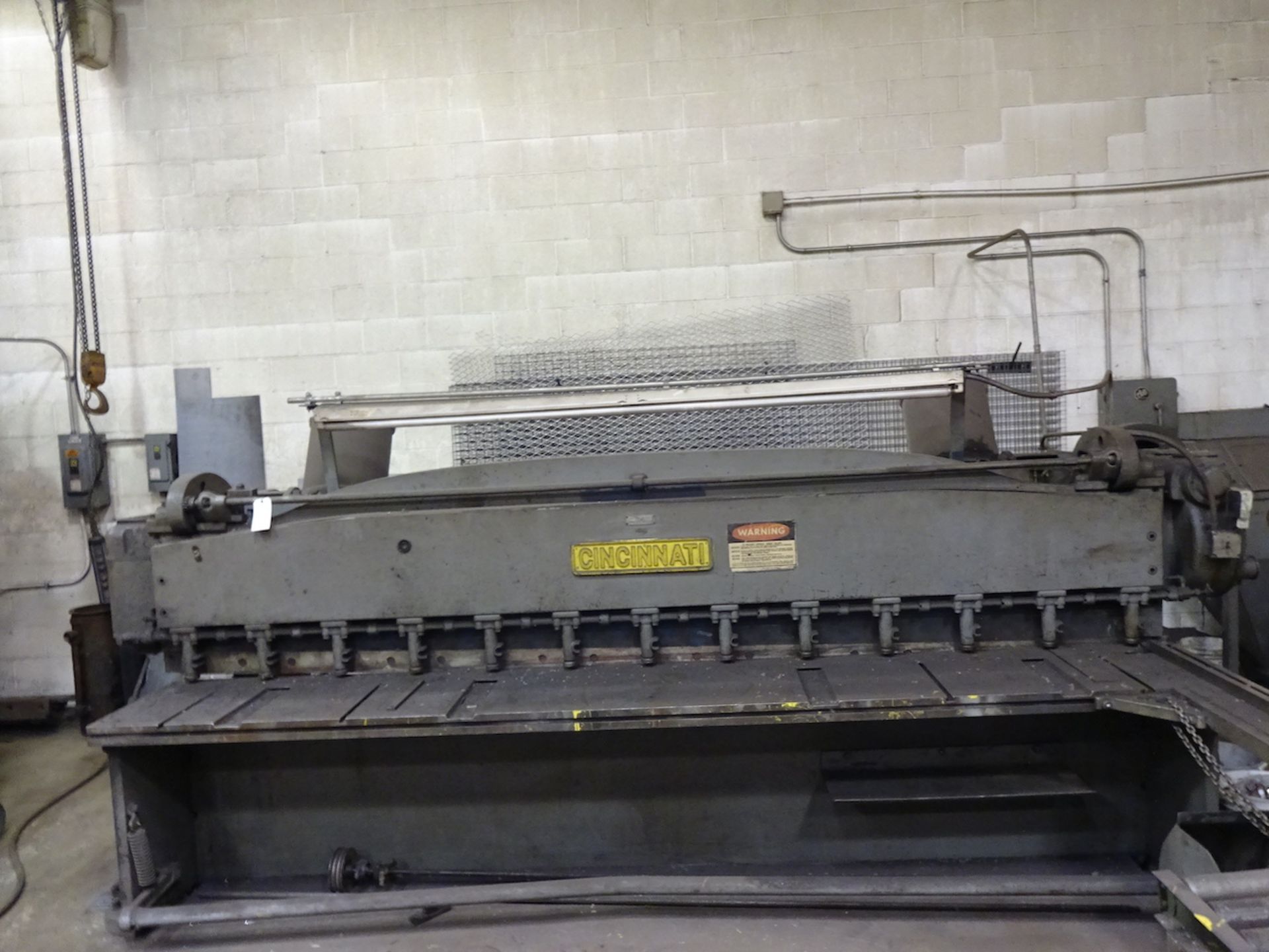 Cincinnati 1/4 in. x 12 ft. Model 1812 Power Squaring Shear, S/N 22286 (Clutch needs repair) - Image 2 of 10