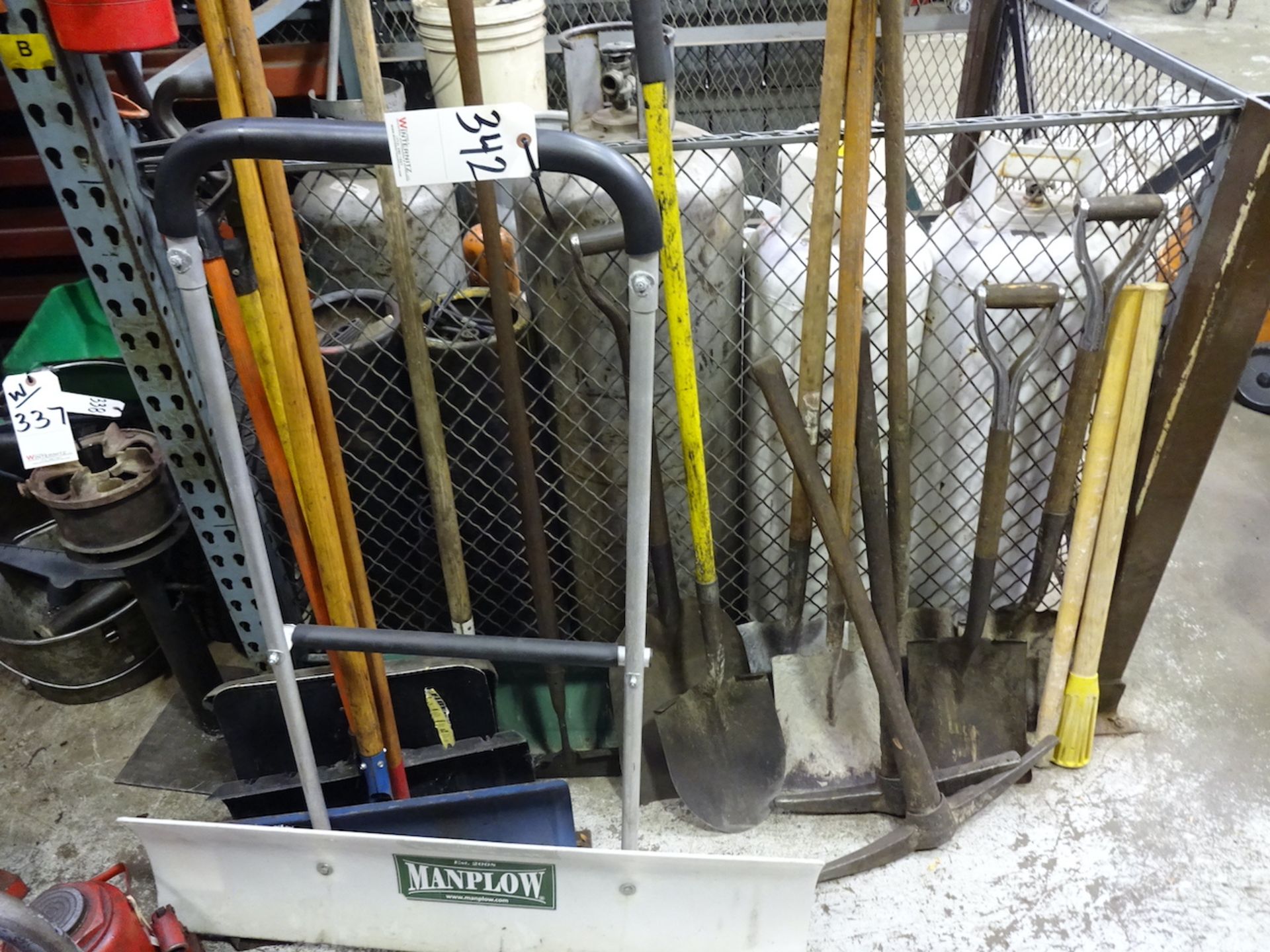 LOT: Assorted Shovels & Pick Axes - Image 2 of 2
