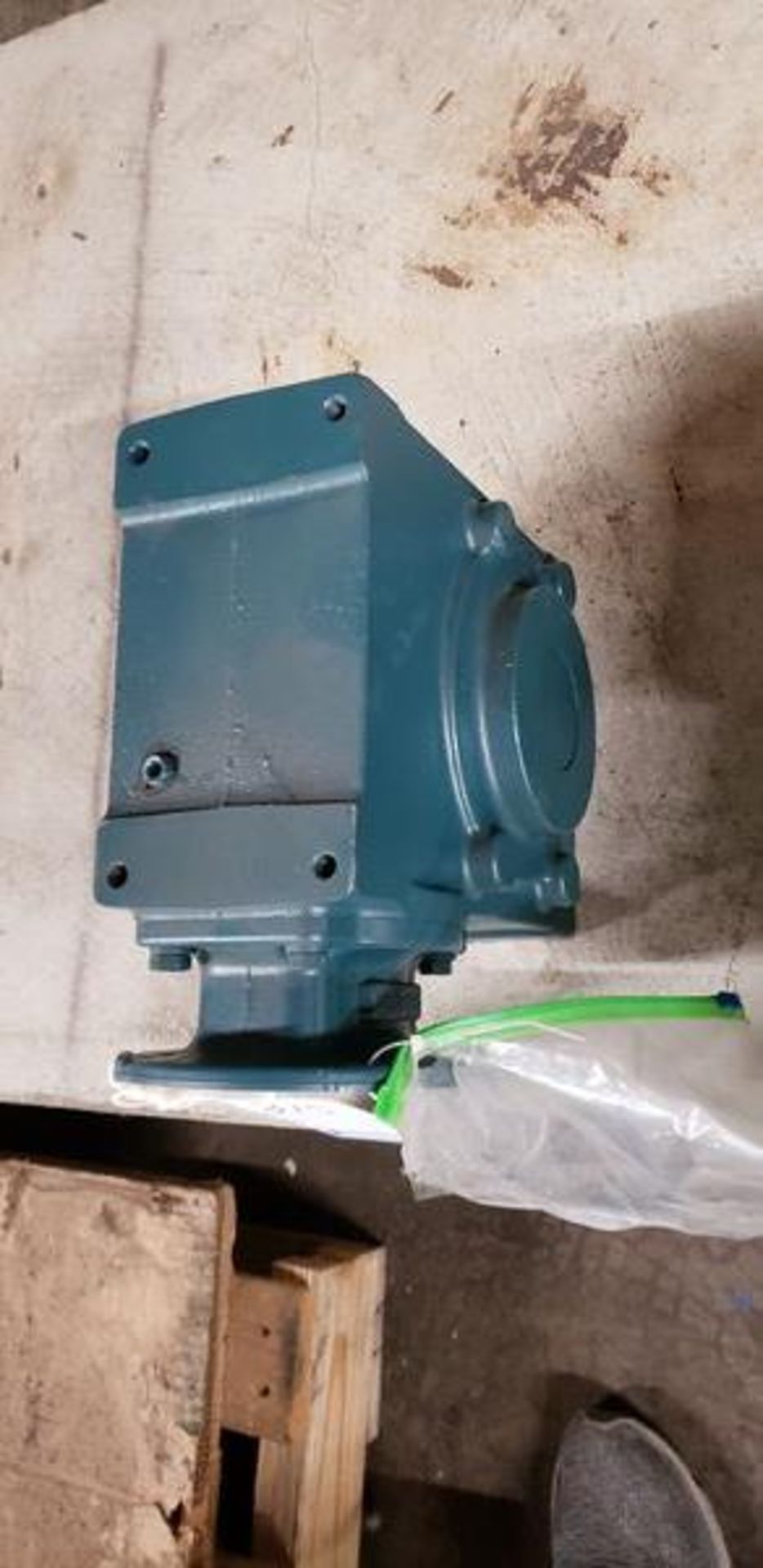 DODGE TIGEAR 2 REDUCER 35Q30L14 - Image 3 of 4