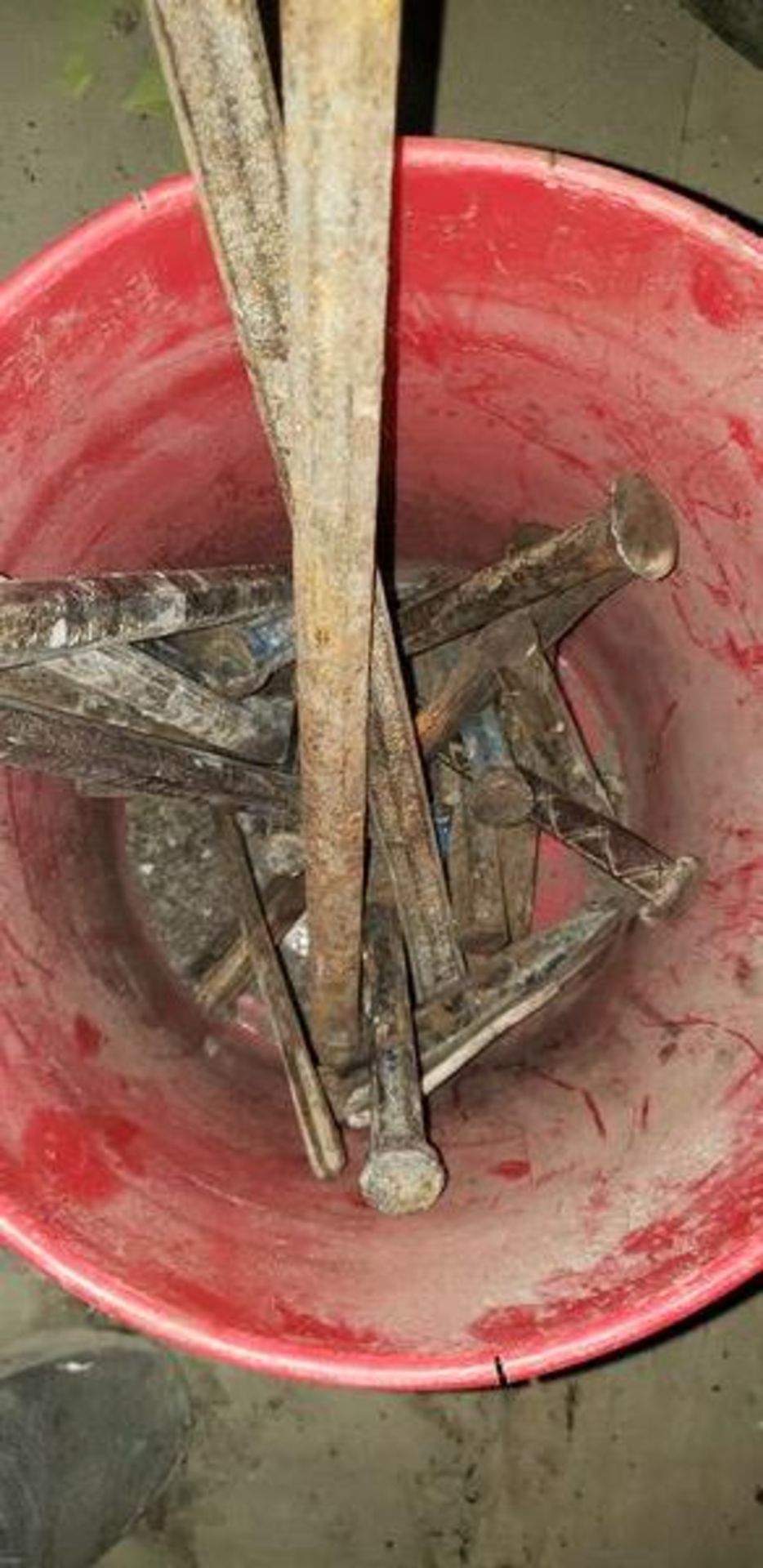 BUCKET OF ASSORTED CHISELS - Image 3 of 3