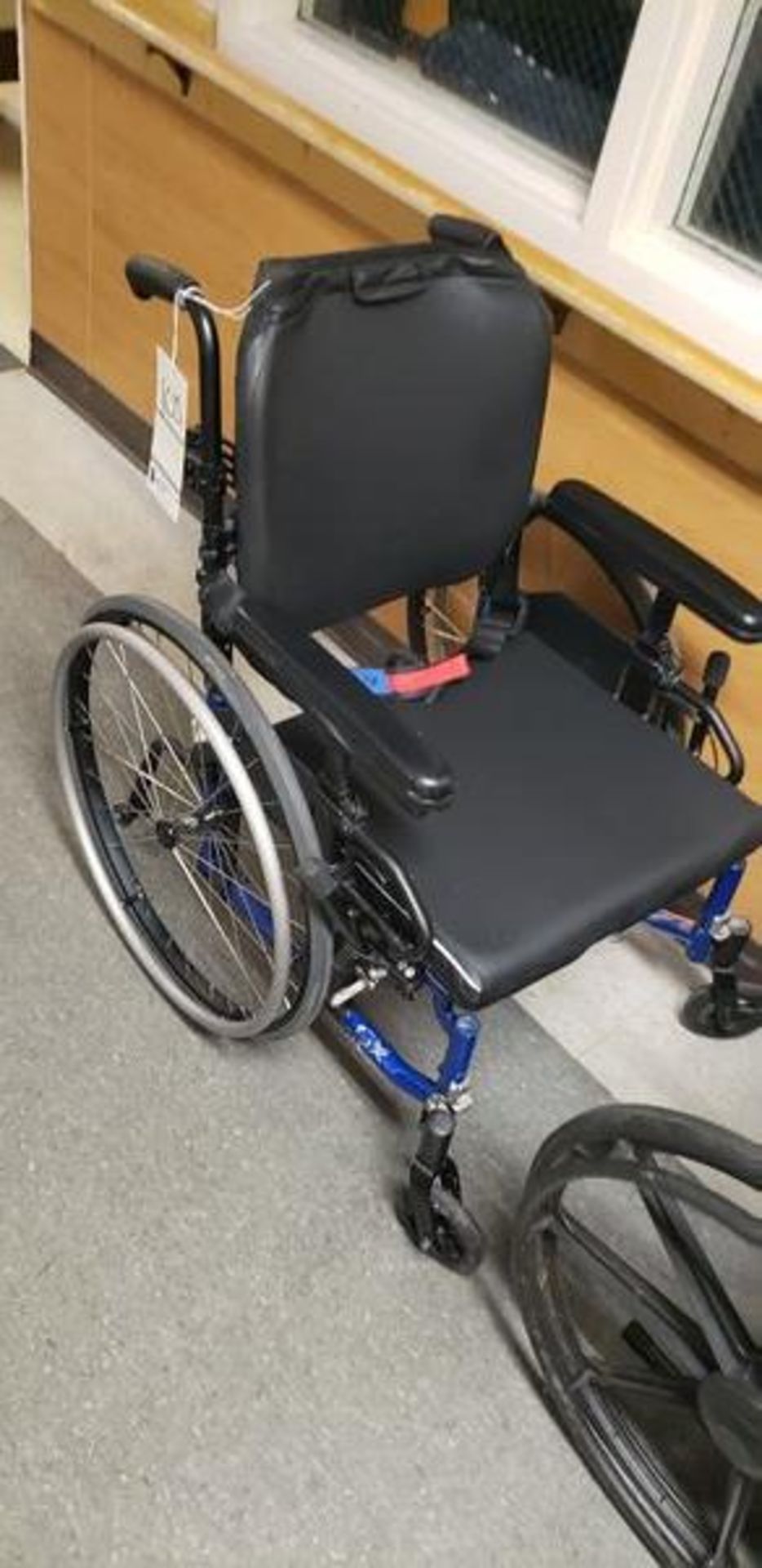 2 ASSORTED WHEEL CHAIRS GX AND K2 LITE - Image 6 of 7