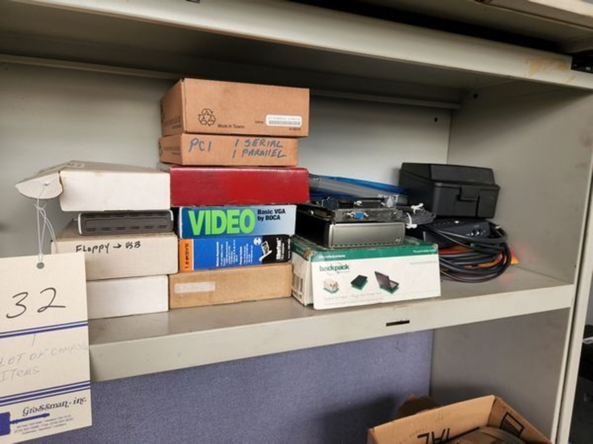 LOT OF COMPUTER ITEMS