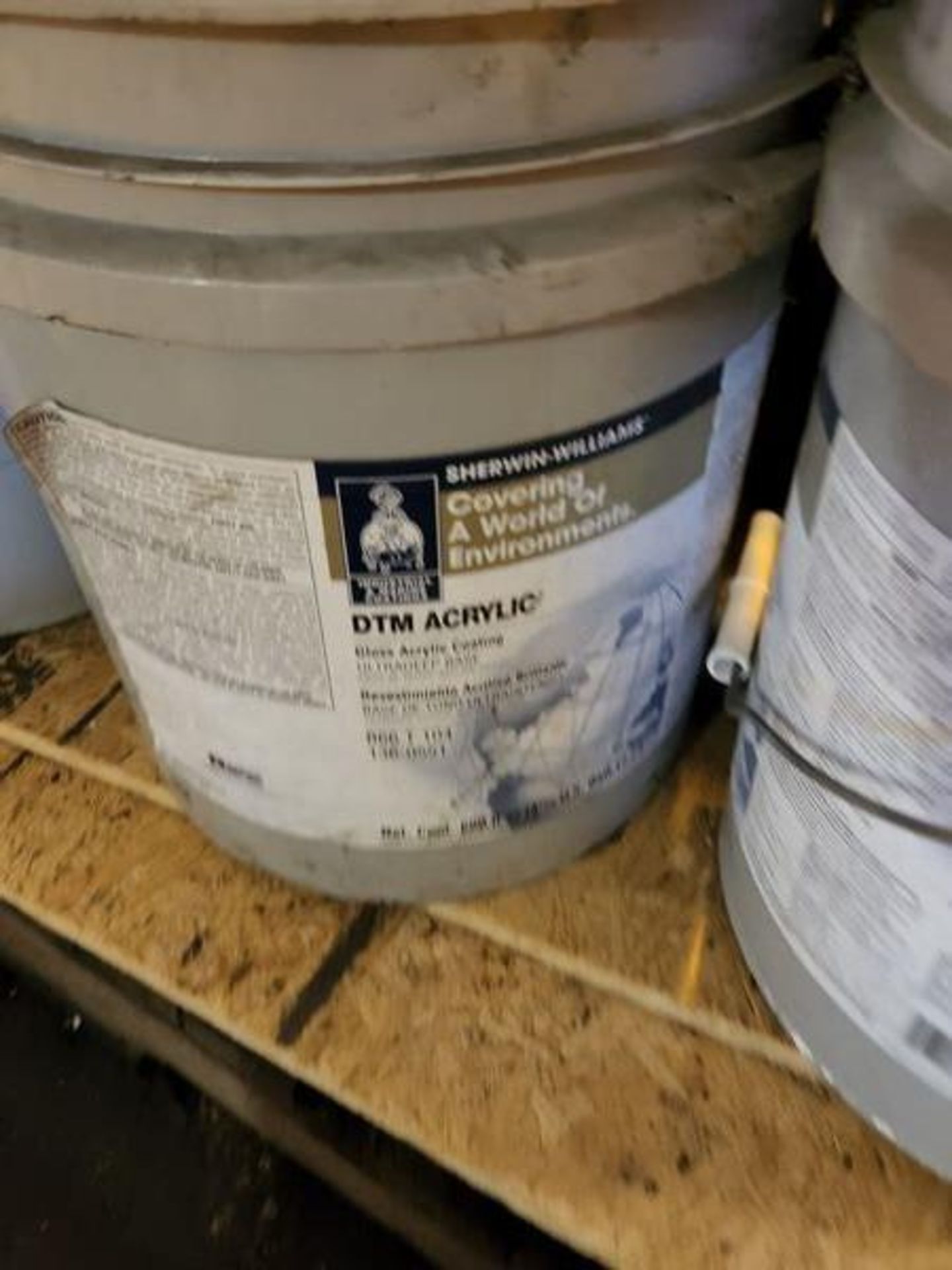 LOT OF CANS OF PAINT - Image 7 of 11