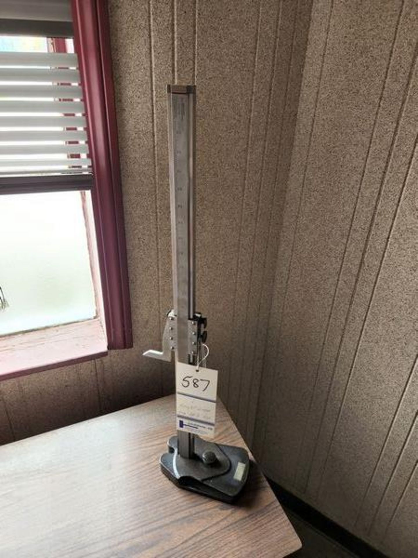 HEIGHT GAGE, 26 1/2" HIGH