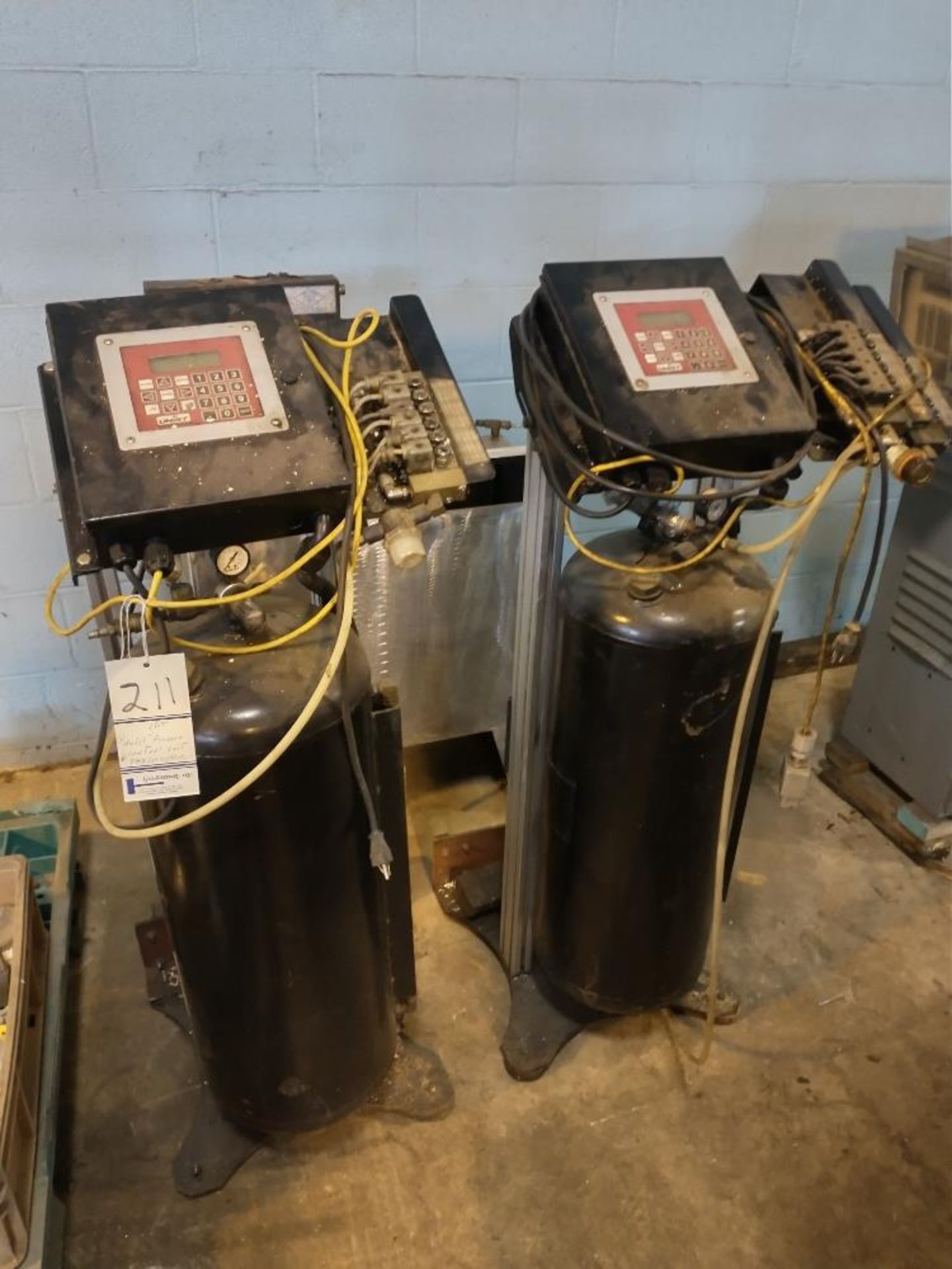 LOT OF (2) UNIST PRESSURE CONTROL UNITS AND (1) PAX LAB SYSTEM