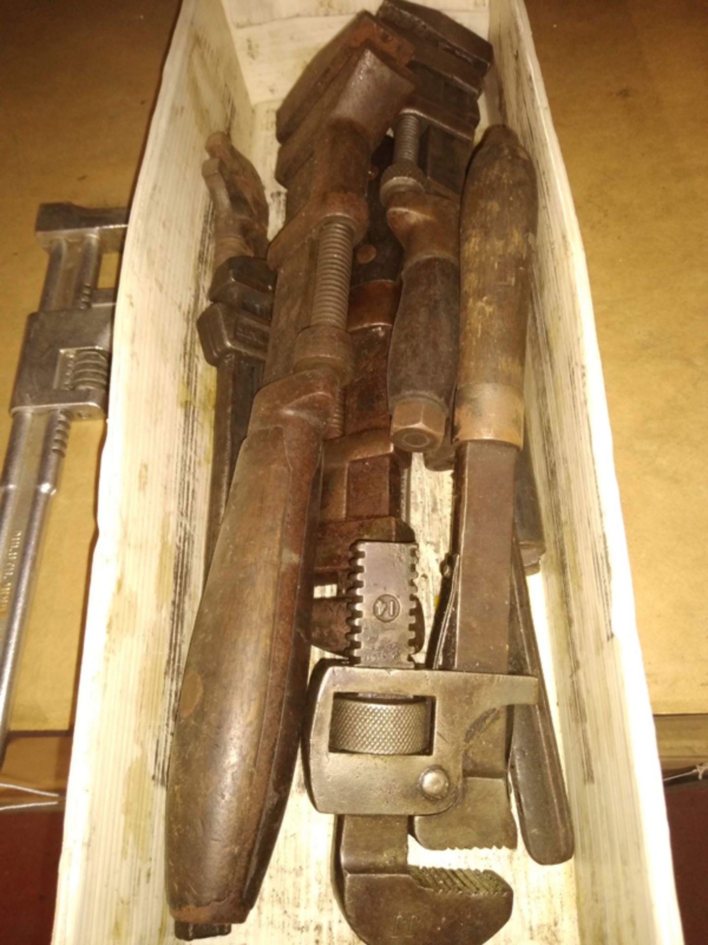 BOX OF WRENCHES - Image 4 of 9