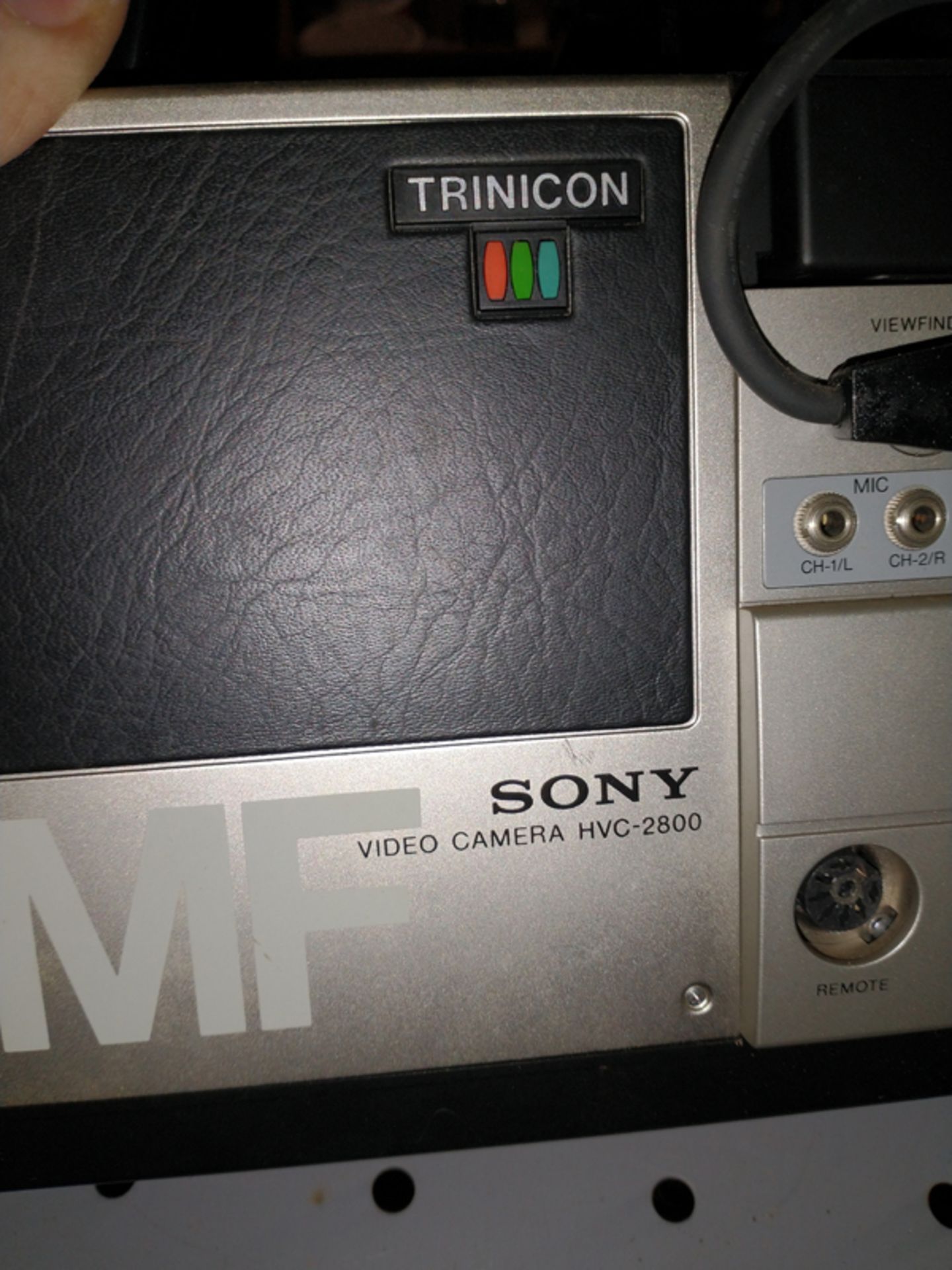 SONY VIDEO CAMERA HVC-2800 - Image 2 of 3