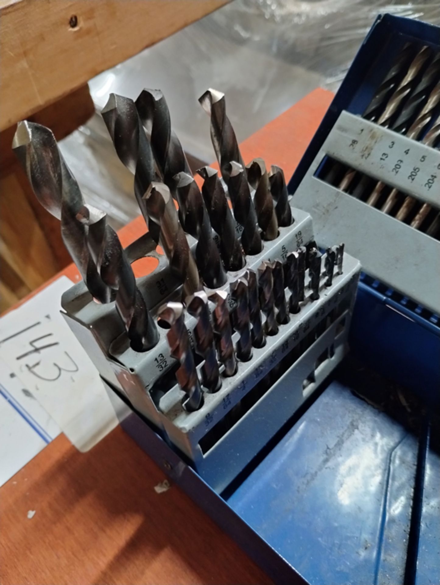 SET OF DRILL BITS IN CASE - Image 2 of 4