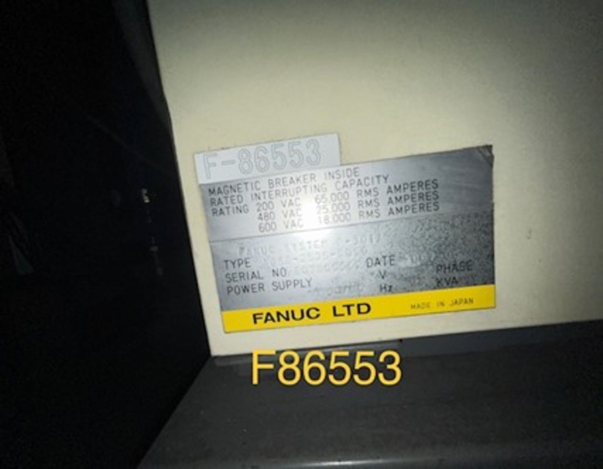 FANUC ROBOT R2000IB/210F WITH R-J3IC CONTROLS, CABLES AND TEACH PENDANT, YEAR 2007, SN F86553 - Image 6 of 6