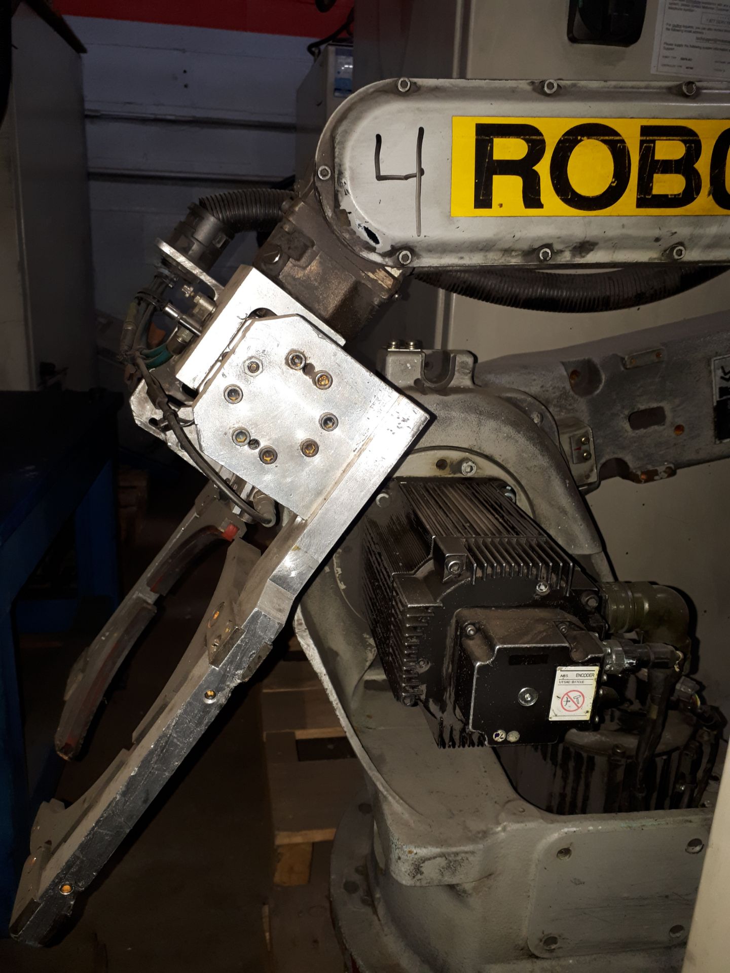 Motoman Robot HP20 NX100 Controller, Cables & Teach Pendant, Gripper - Image 3 of 3