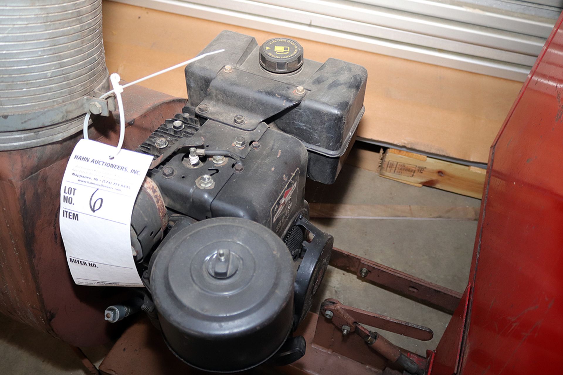 Trac Vac Model 880 with 8 hp Briggs and Stratton gas engine - Image 4 of 6