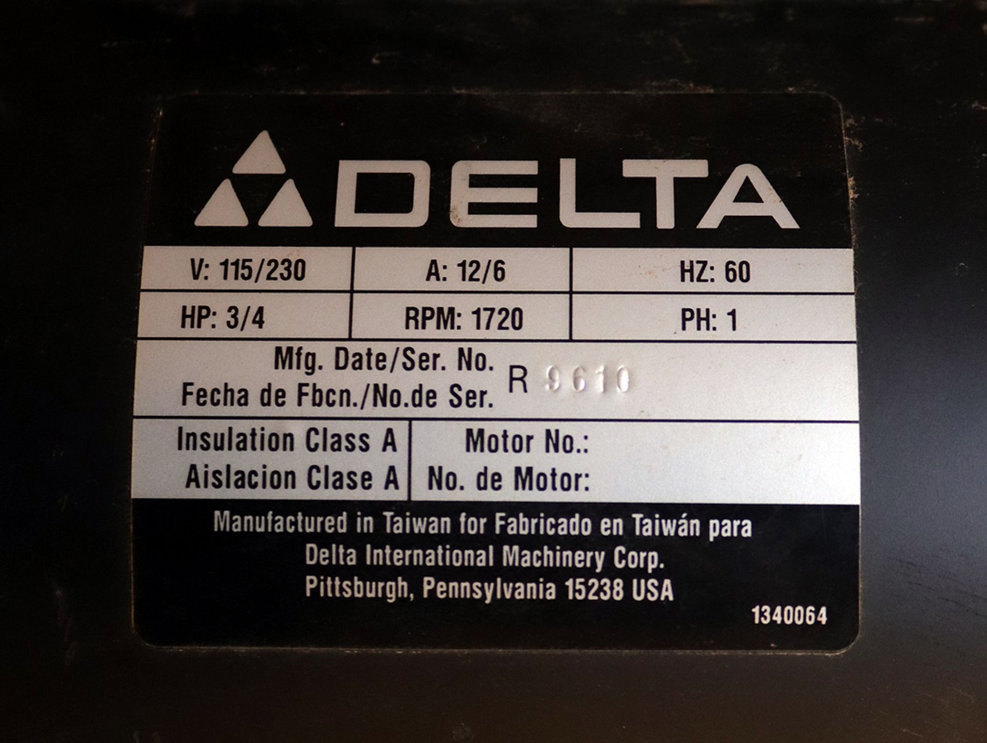 Delta 16-1/2" floor model drill press, 1 idler needs repaired - Image 7 of 7