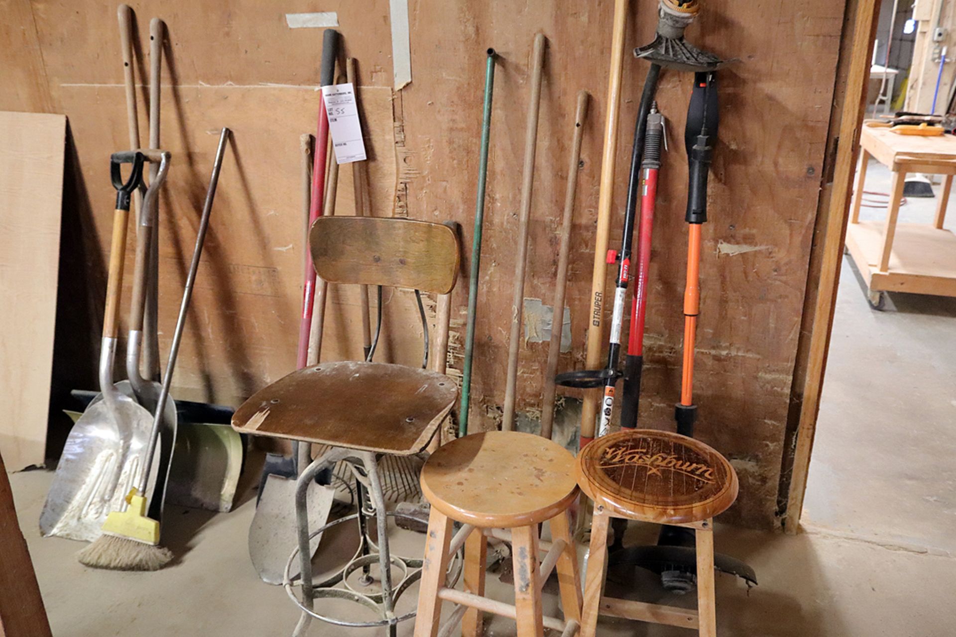 Shovels, Rakes, other hand tools and stools