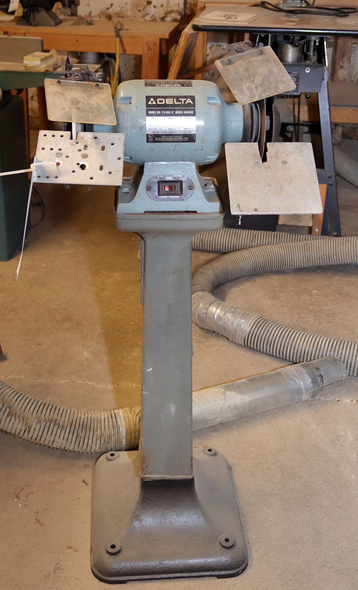 Delta 8" bench grinder with stand