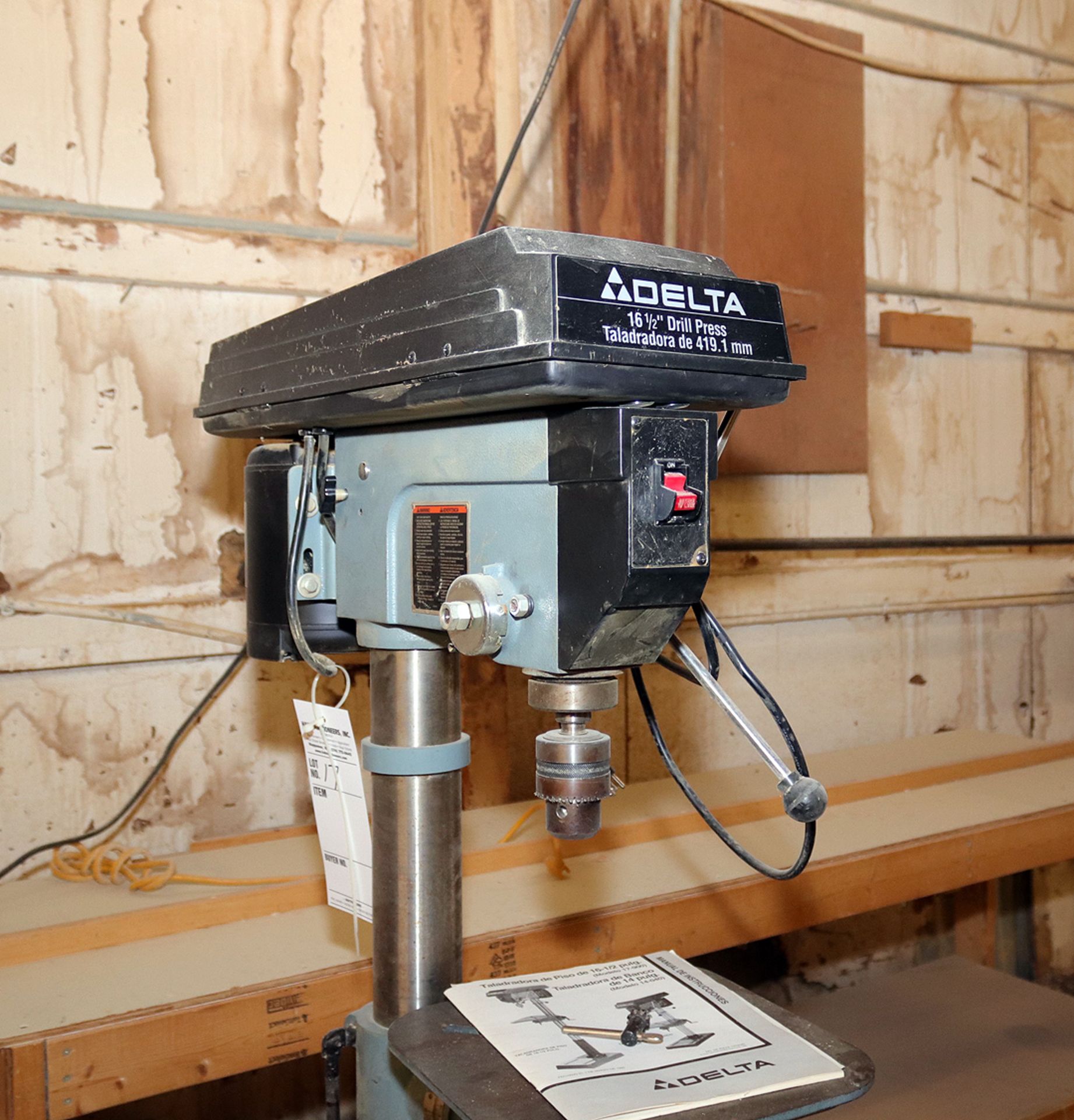 Delta 16-1/2" floor model drill press, 1 idler needs repaired - Image 5 of 7