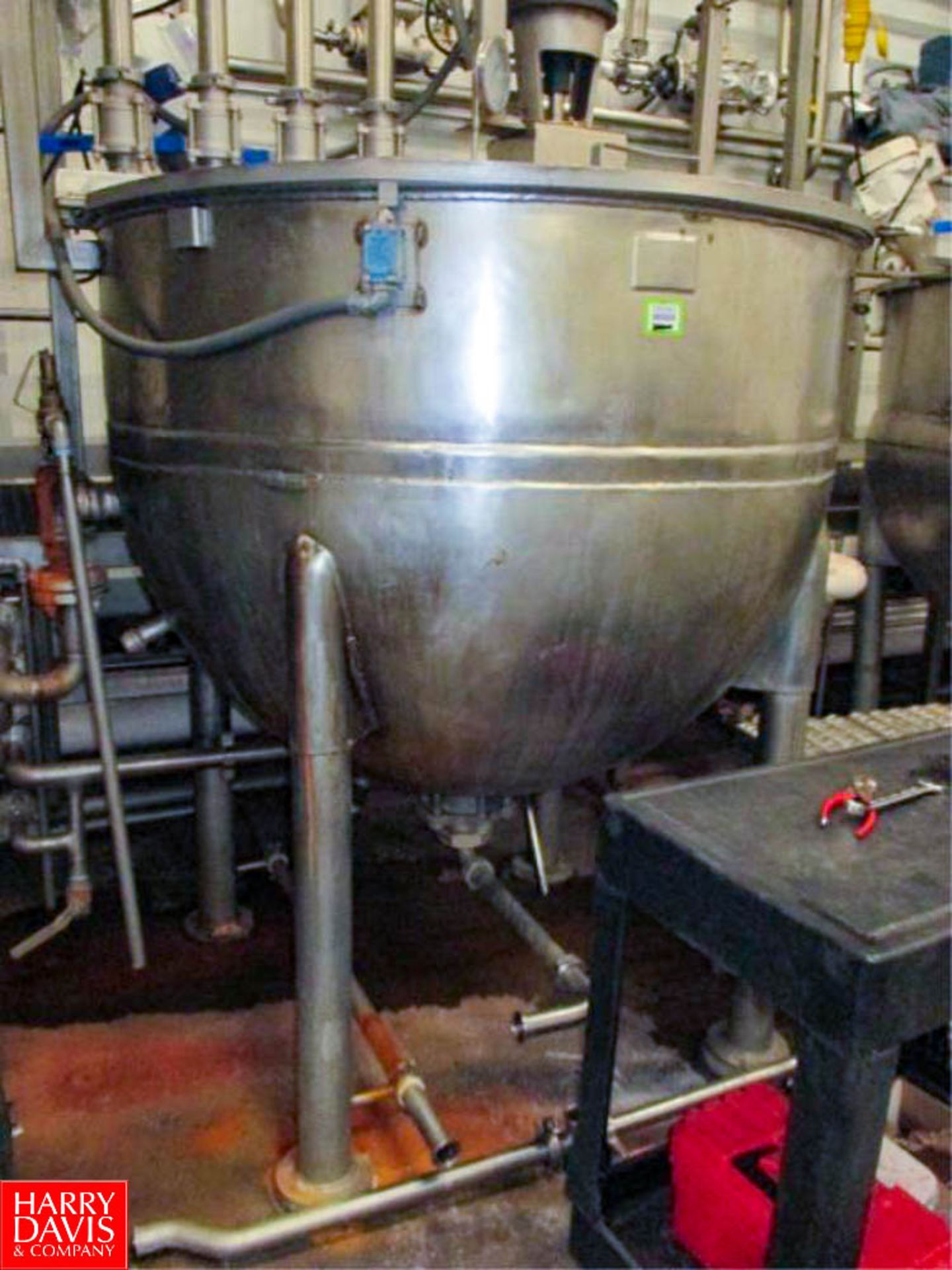 250 Gallon S/S Kettle with Agitators HIT# 2322422 - Rigging Fee: $700