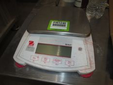 Ohaus Topload Balance Lab Scale, Model: Scout