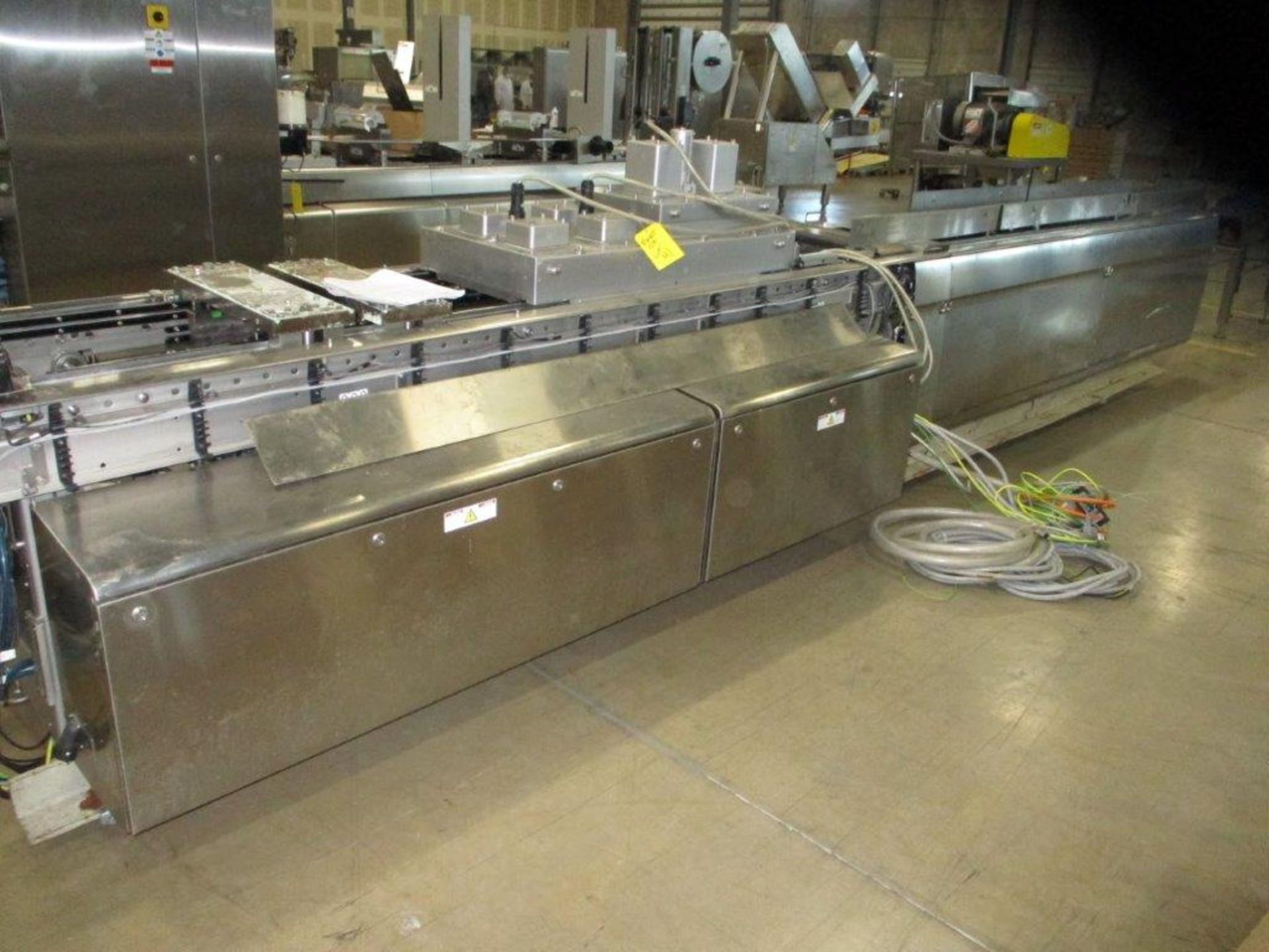 2014 Multivac Thermoforming Packaging Machine Type: R535, S/N: 193486, with S/S Frame Infeed - Image 4 of 8