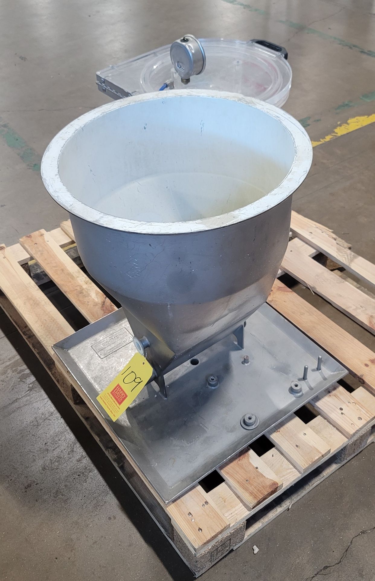 Marchant Schmidt S/S Dry Material Hopper - Riggers Fee: $50 - Image 2 of 2