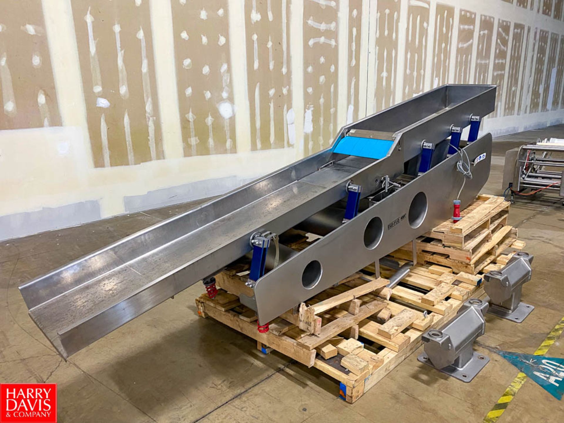 Key Iso-Flo S/S Vibratory Conveyor, 13' Length x 18" Width Pan - Riggers Fee: $800 - Image 2 of 2