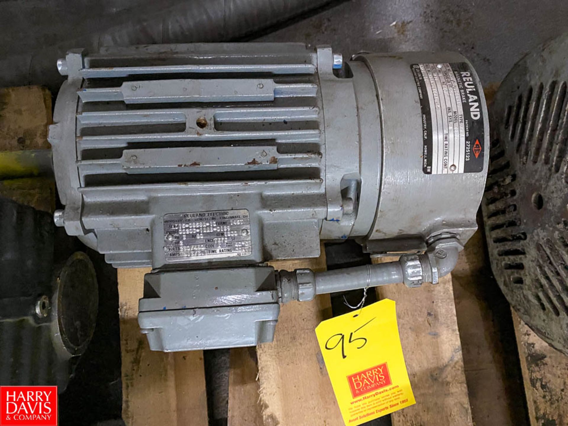 Assorted 0-5 HP Motors - Rigging Fee $550 - Image 5 of 11