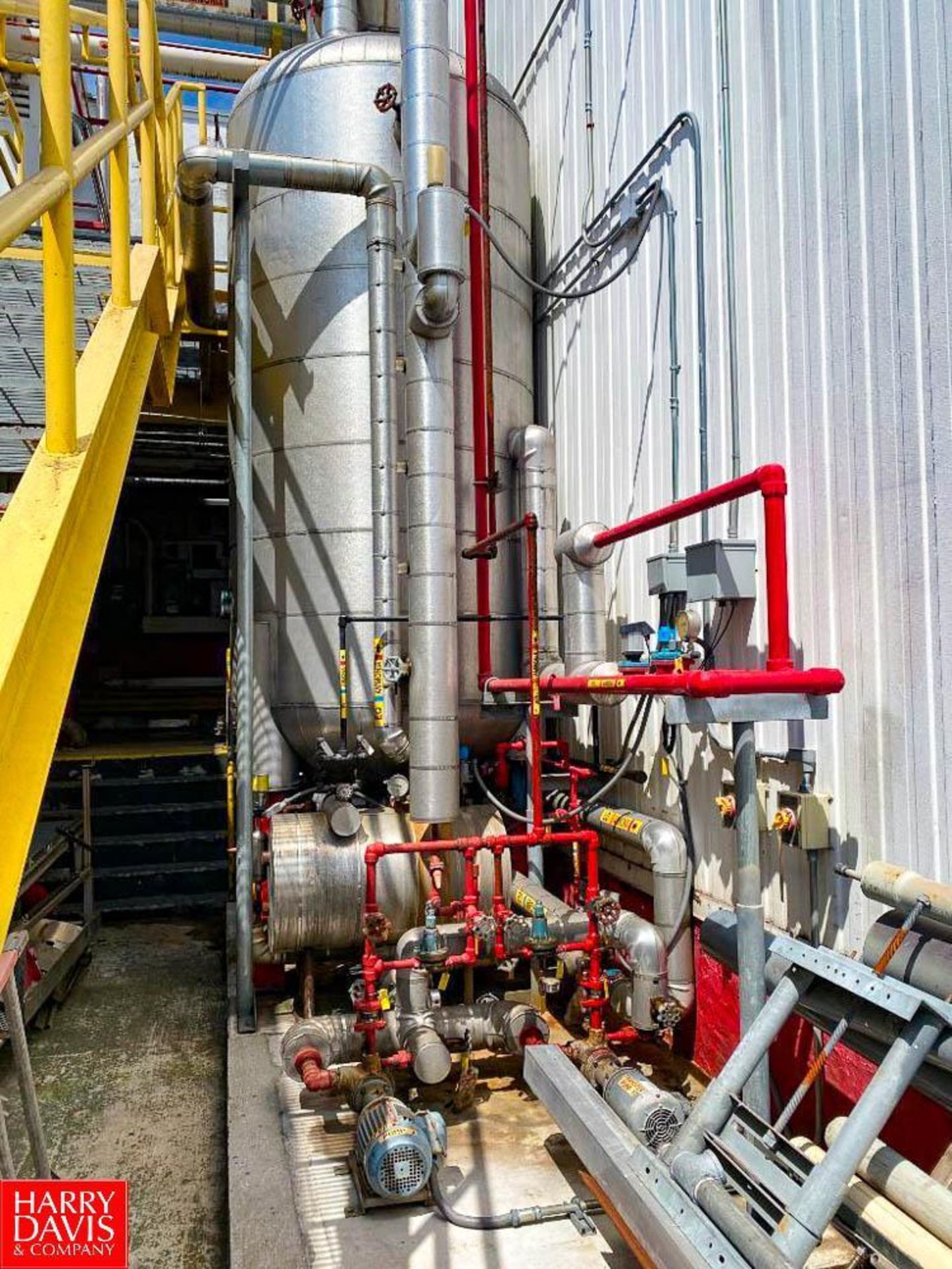 2014 RVS Ammonia Accumulator , S/N 49655 with Transfer Drums and (2) Pumps - Rigging Fee: $4500