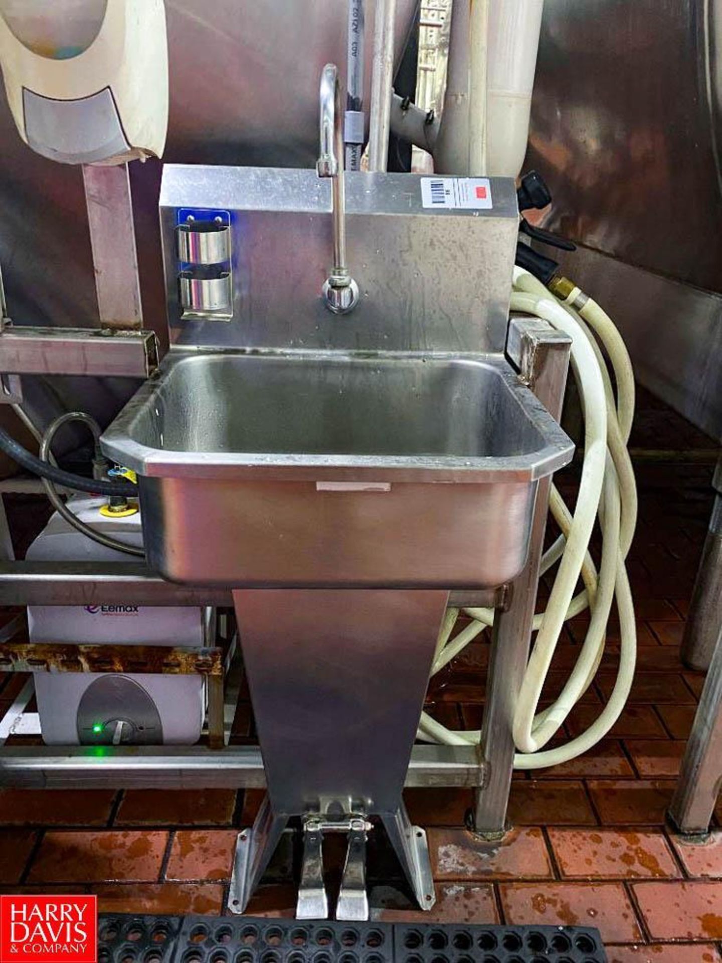 S/S Hand Sink with Foot Control - Rigging Fee: $150