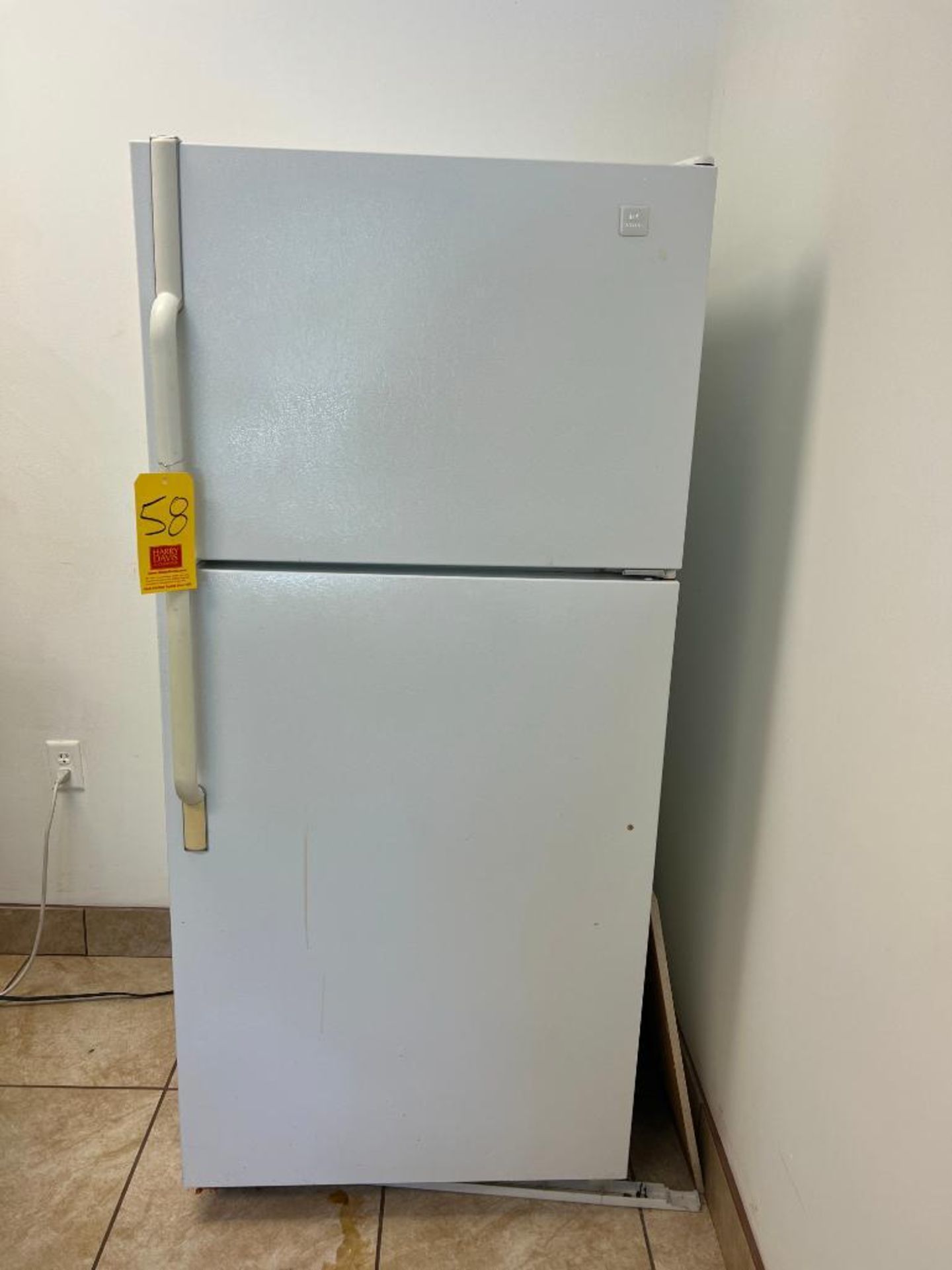 Maytag Refrigerator/Freezer, Model: MTB1954AR