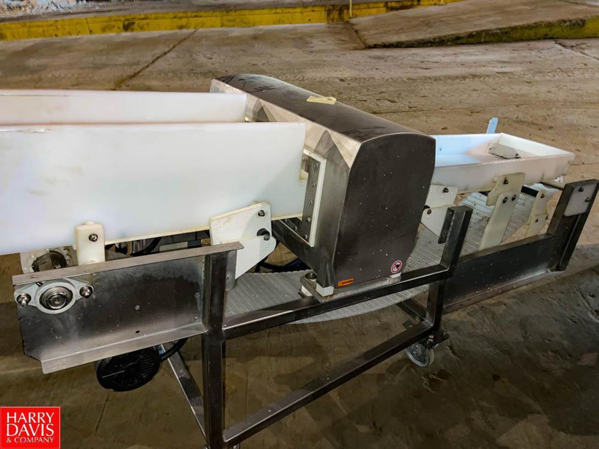 Mettler Toledo Safeline Metal Detector 12" x 4", Aperture with Conveyor (Location: Pennsylvania) - R