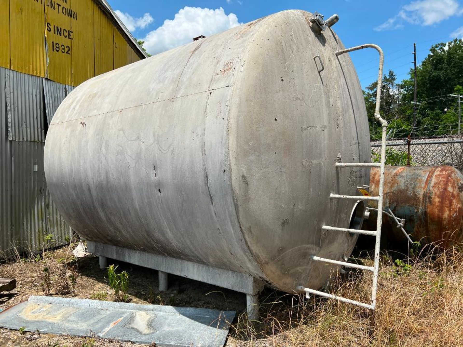 6,000 Gallon Jacketed S/S Horizontal Tank - Image 3 of 4