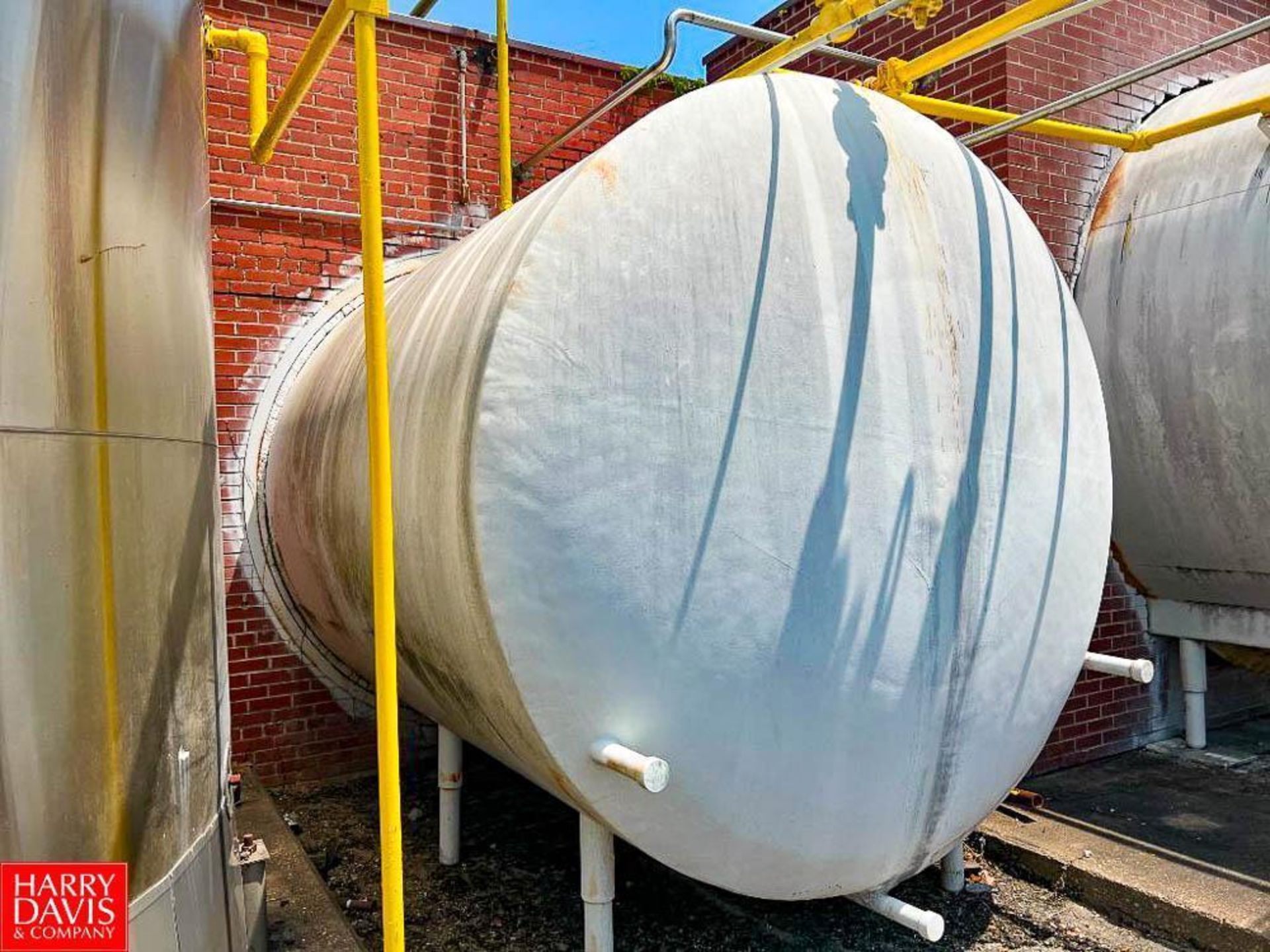 6,000 Gallon S/S Horizontal Tank