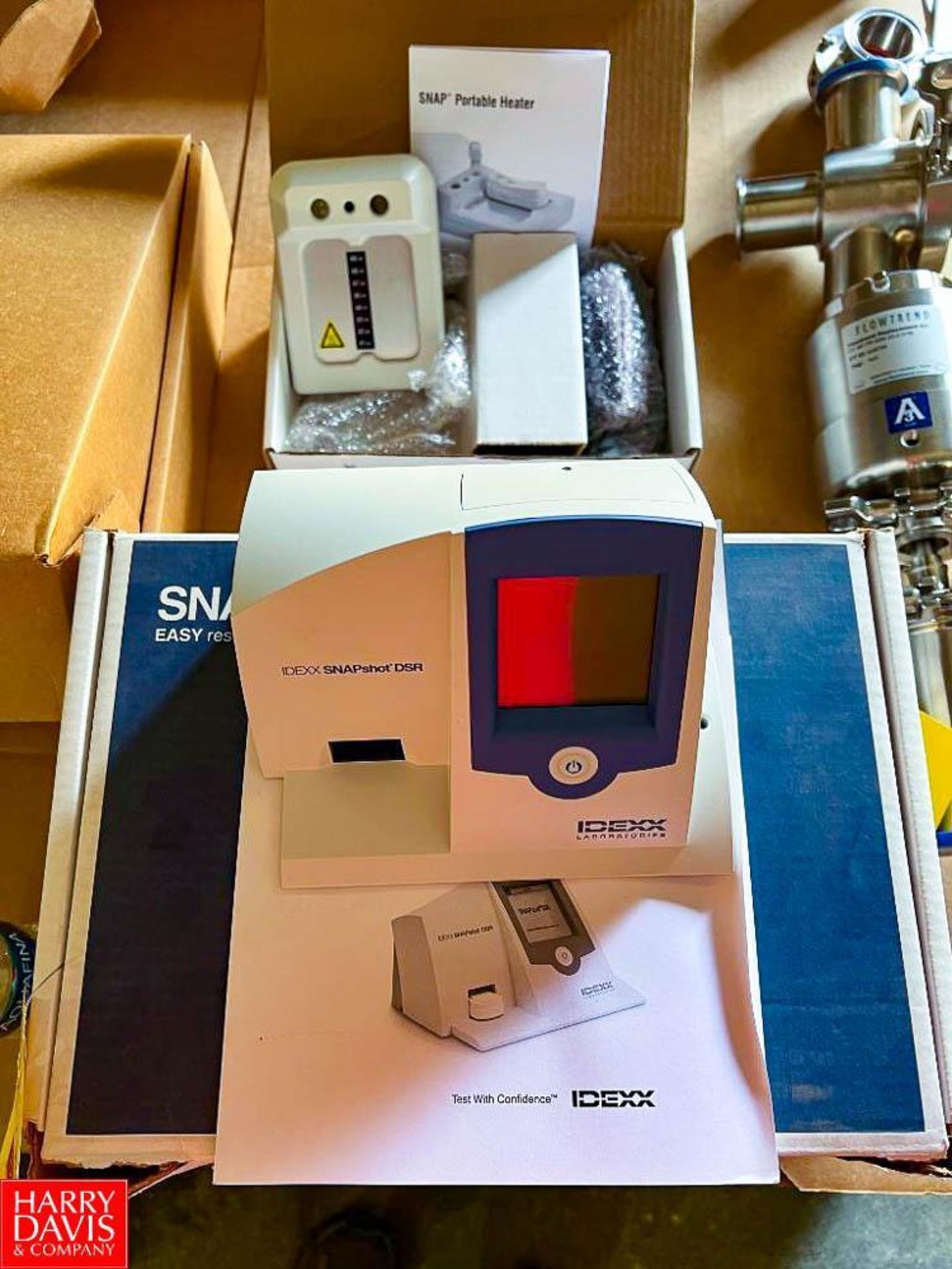 Idexx Laboratories Snapshot DSR and Snap Portable Heater