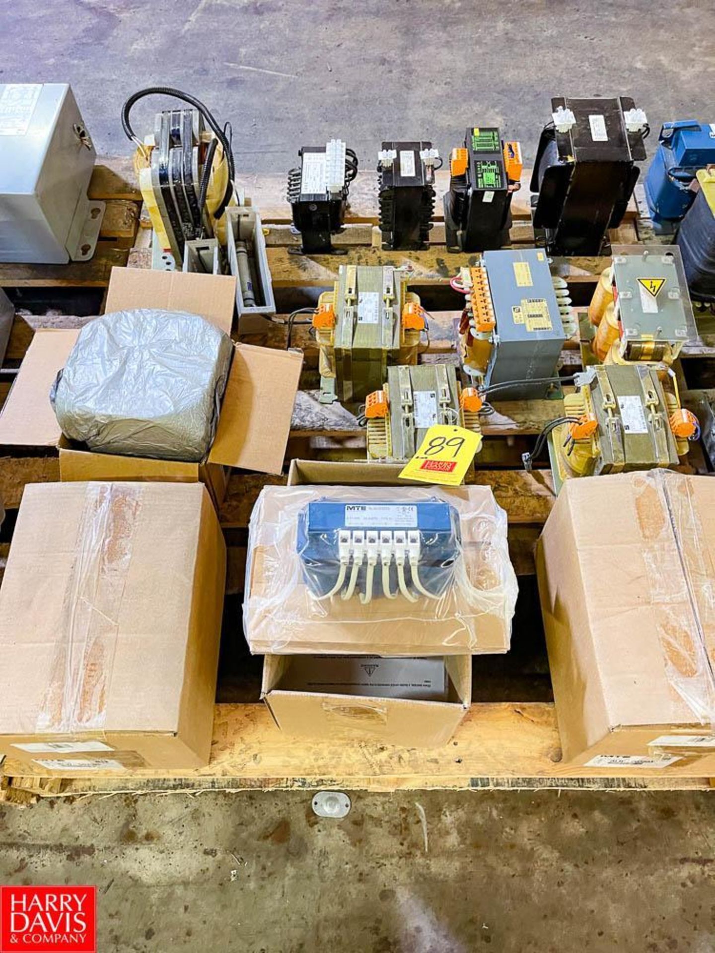 Assorted MTE, Schneider and Other, Reactors and Transformers