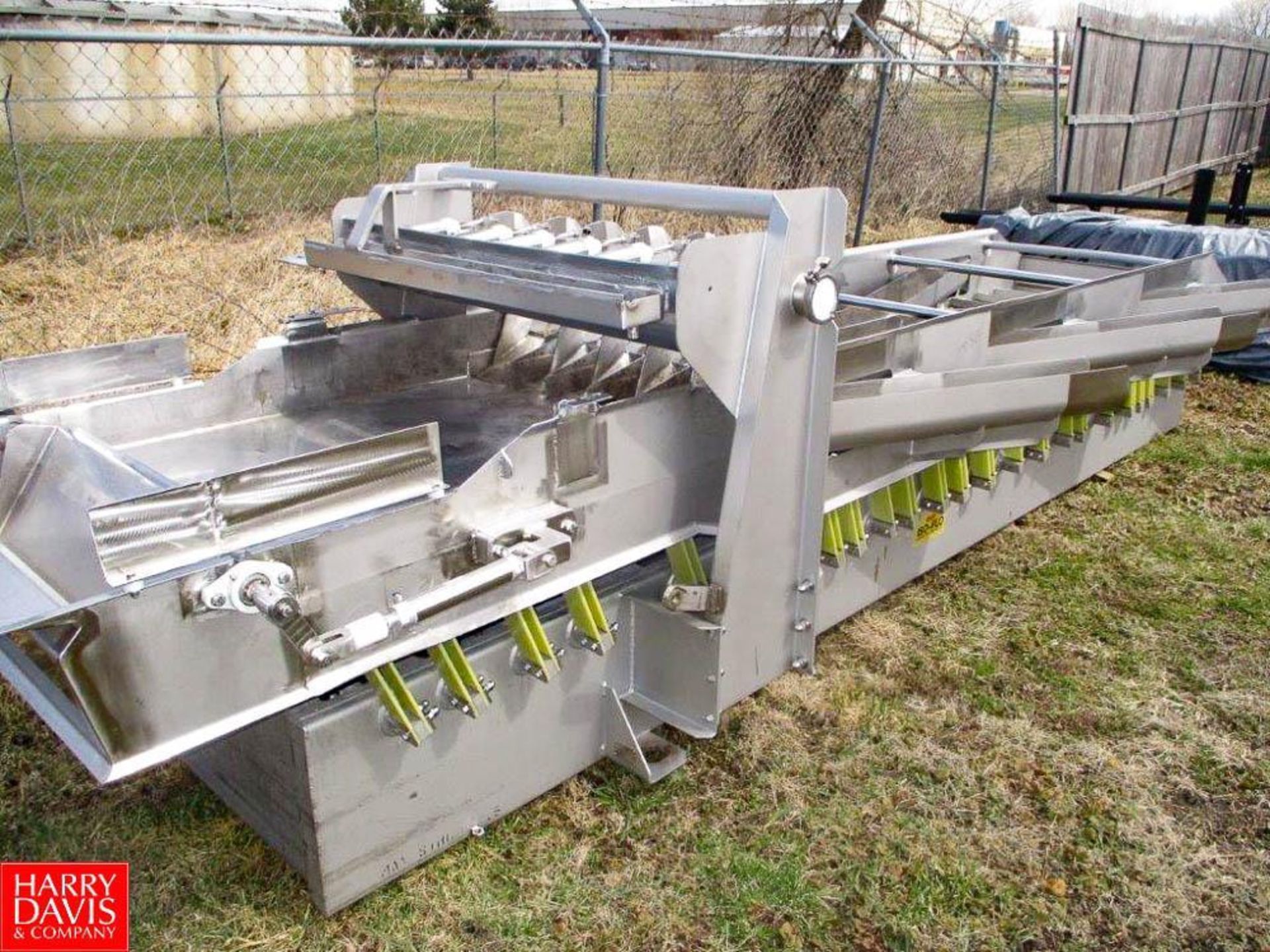 Key ISO Flow S/S Vibrating Conveyor: 36" Width x 17'6" Length Open Tray Design with (6) 6" Width x 6 - Image 2 of 2