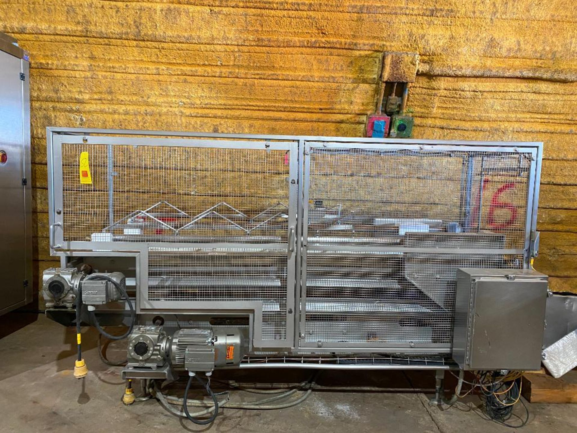 S/S Caged Caser with (2) Drives (Location: Rice Lake, WI) - Rigging Fee: $300