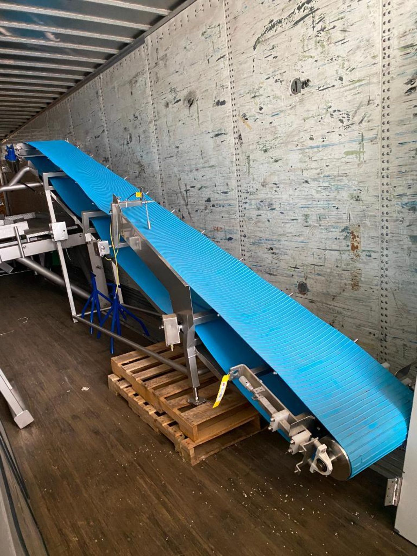 S/S Mobile Transfer Conveyor with Drive, Dimensions = 220" x 20" (Location: Fall Creek, WI) - Riggin