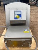 2017 Loma Systems Insight Metal Detector, 13.6875" x 8.8125" Aperture, Model: HDE Metal Detector, S/