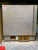 Fisher Scientific 655DisoTemp Incubator , Dimensions = 28'' Width x 20'' Depth x 31'' Height - Riggi