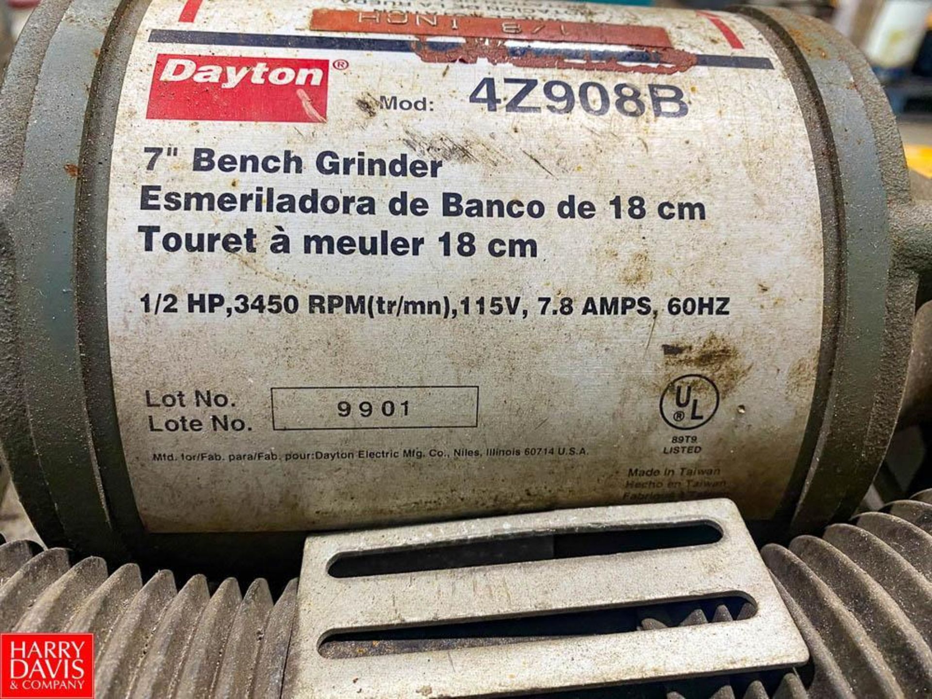 Dayton 7'' Bench Grinder, Model: 4Z908B, S/N: 9901 1/2 HP, 3,450 RPM (TR/MN), 115 Volts 7.8 Amps, 60 - Image 5 of 5