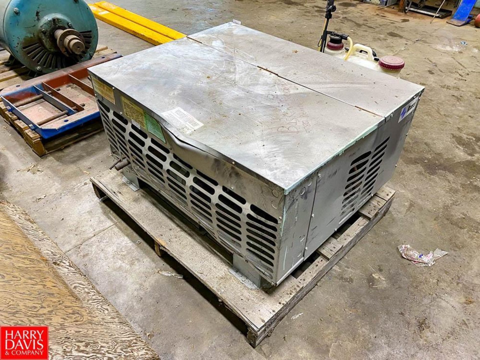 Russell Condenser Unit, Model: MLS200L44P-D, 208/230 Volts 60 HZ, 1/20 HP - Rigging Fee: $50 - Image 3 of 4