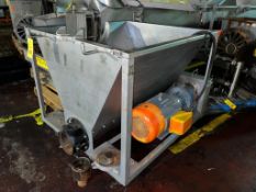 Portable S/S Hopper with Auger and Drive - Rigging Fee: $300