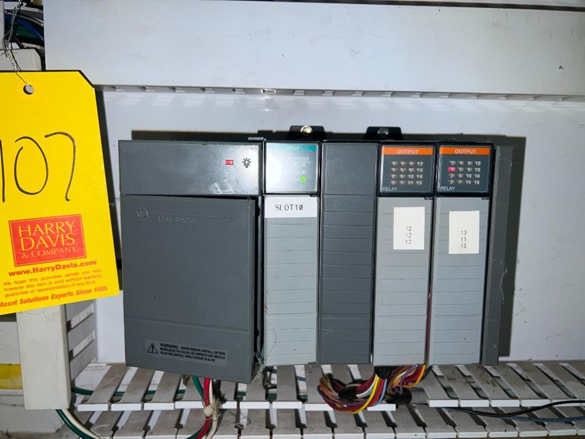 Allen-Bradley SLC 5105 CPU with (11) I/O Cards Modules, Breakers, Allen-Bradley Power Supply and Enc - Image 2 of 3